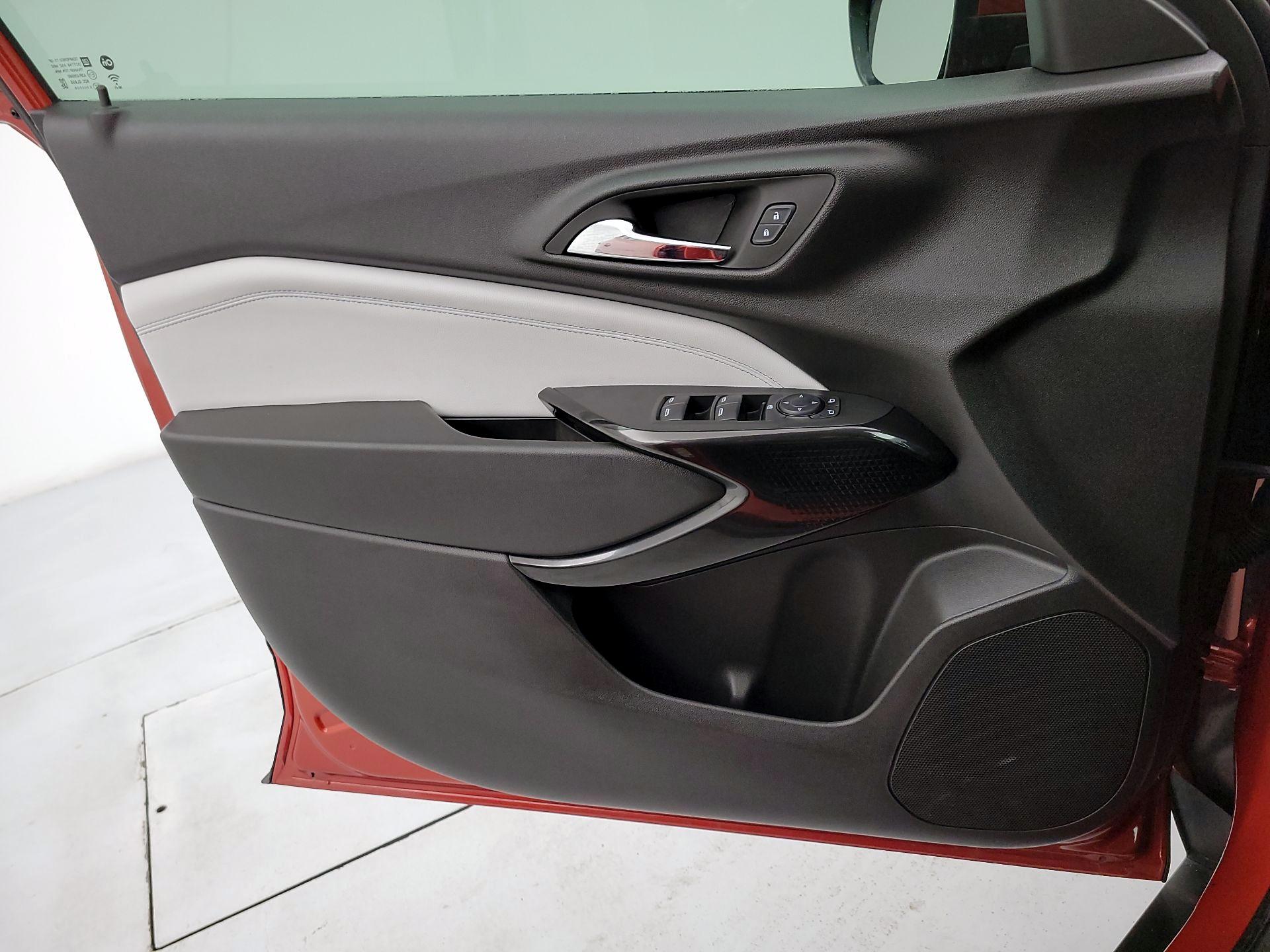 Thumbnail: 2024 Chevrolet Trax - 12