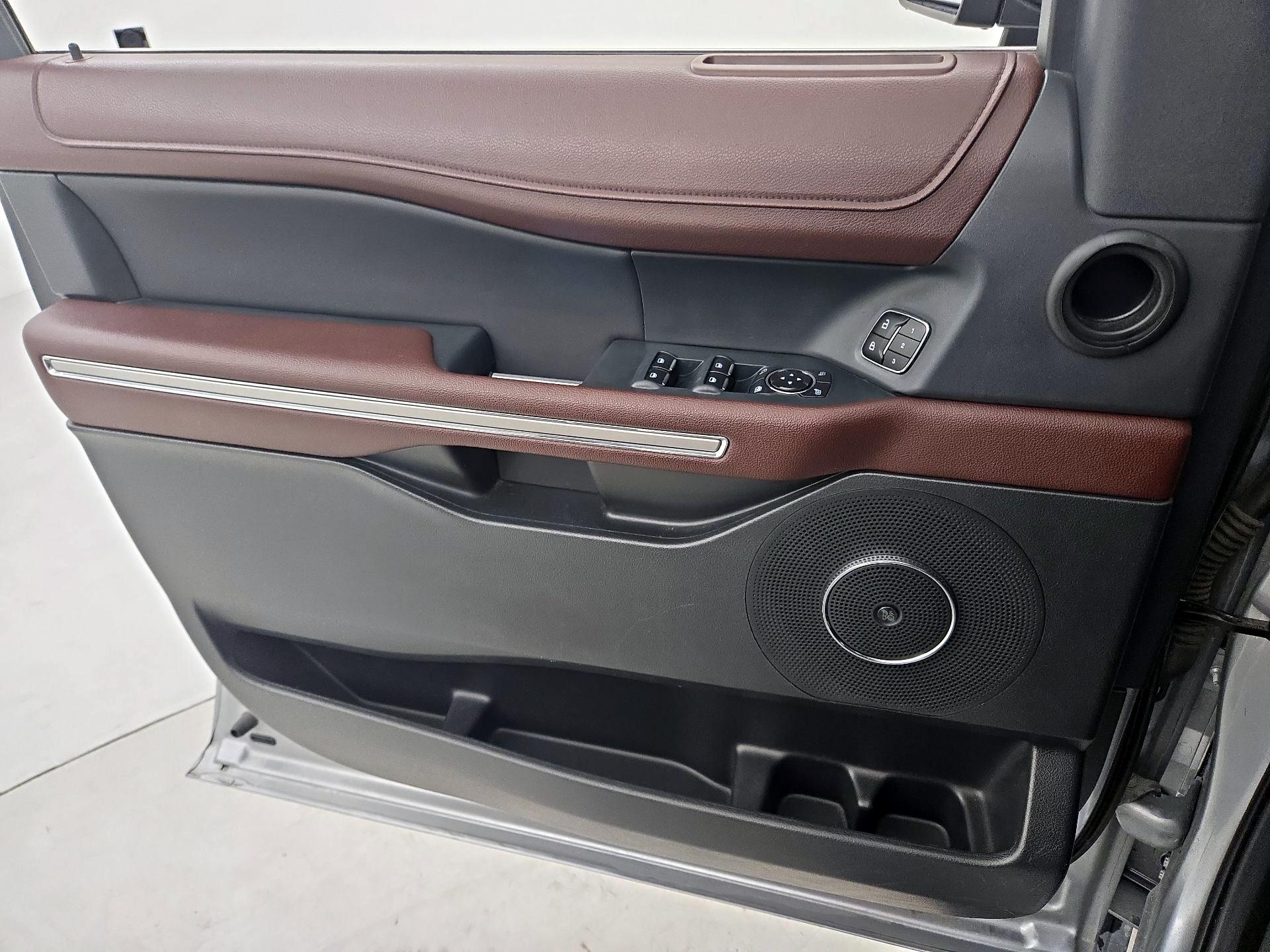 Thumbnail: 2023 Ford Expedition MAX - 12