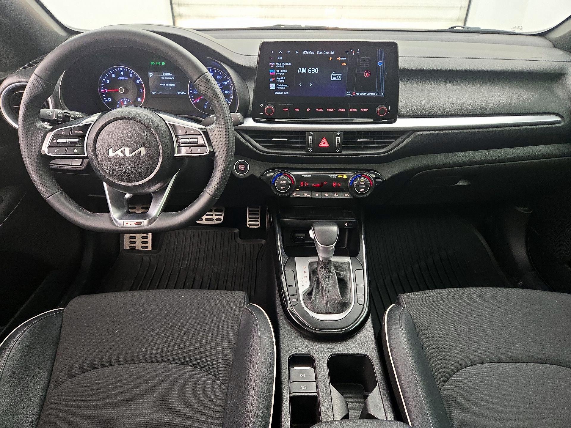 Thumbnail: 2023 Kia Forte - 9