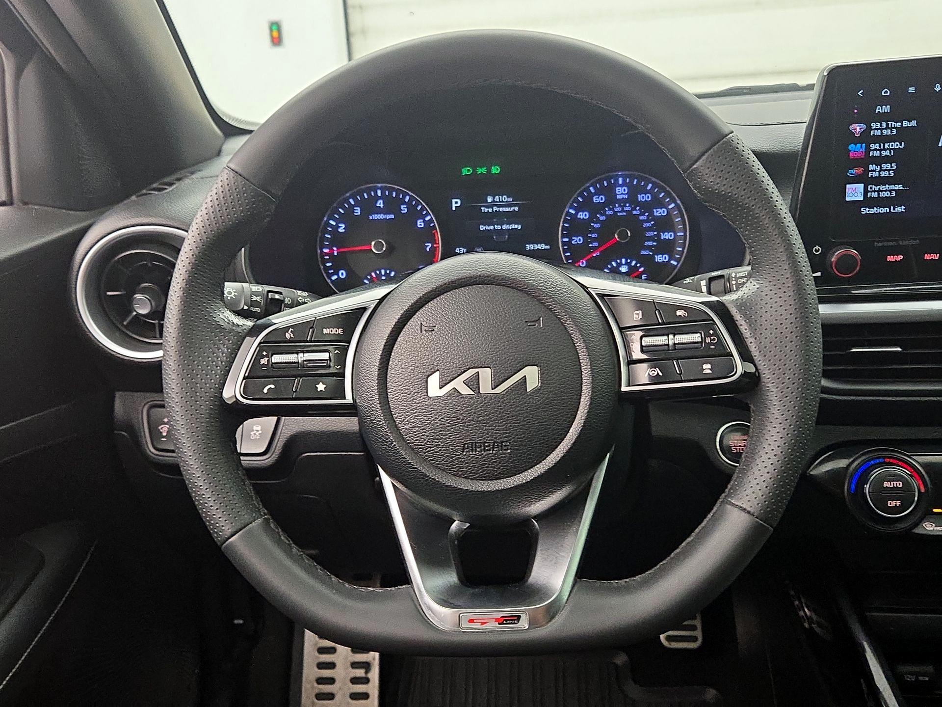 Thumbnail: 2023 Kia Forte - 10