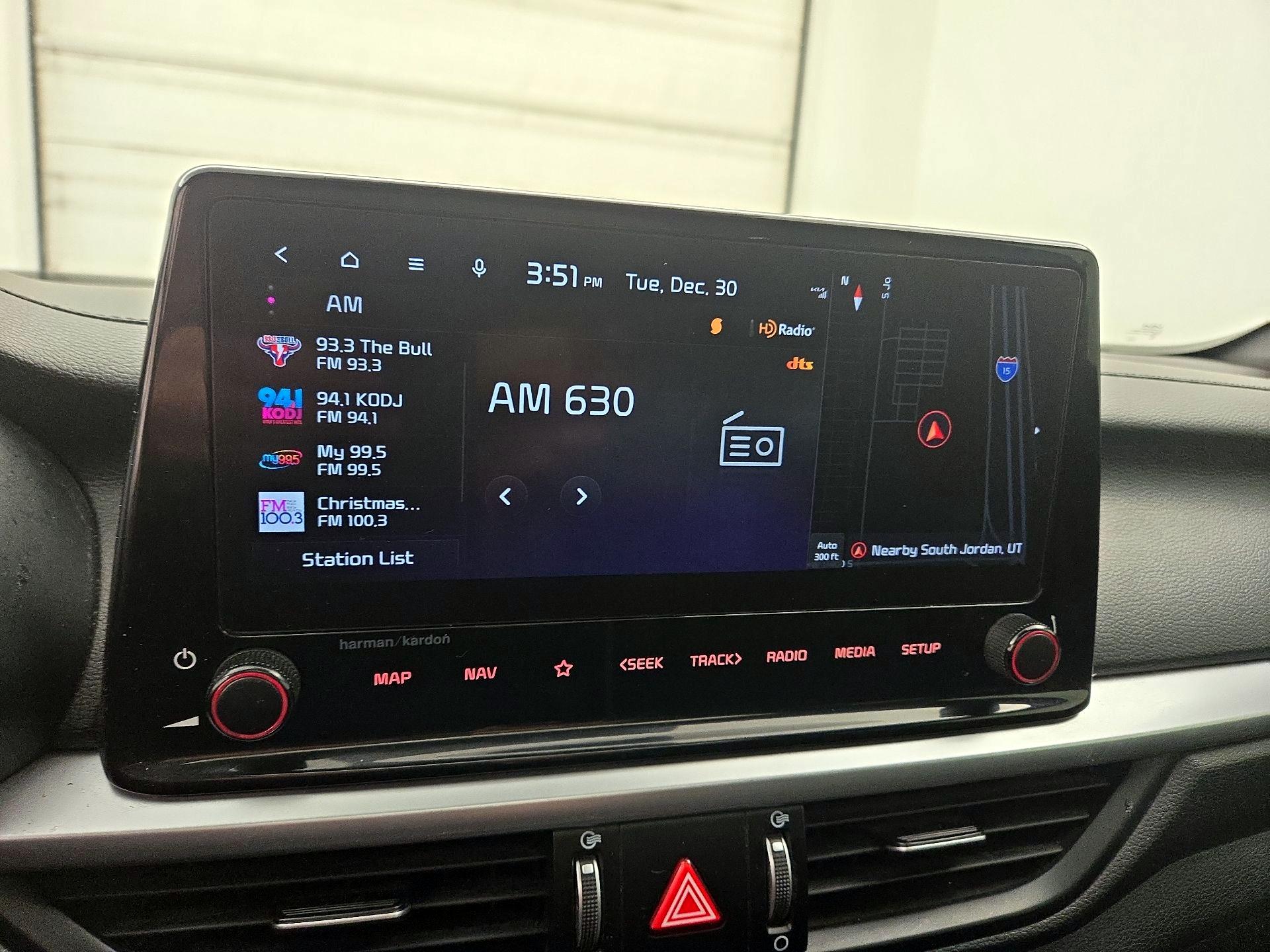 Thumbnail: 2023 Kia Forte - 16