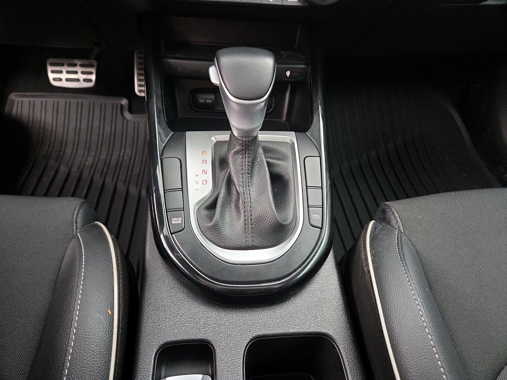 Thumbnail: 2023 Kia Forte - 18