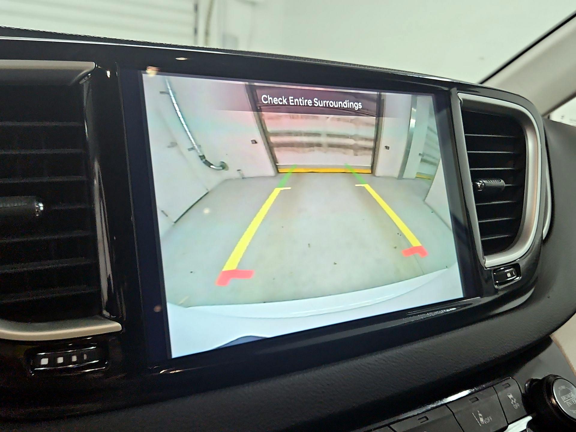 Thumbnail: 2024 Chrysler Pacifica - 14