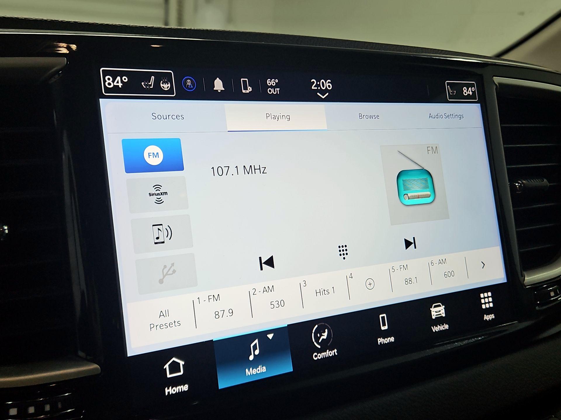 Thumbnail: 2024 Chrysler Pacifica - 15