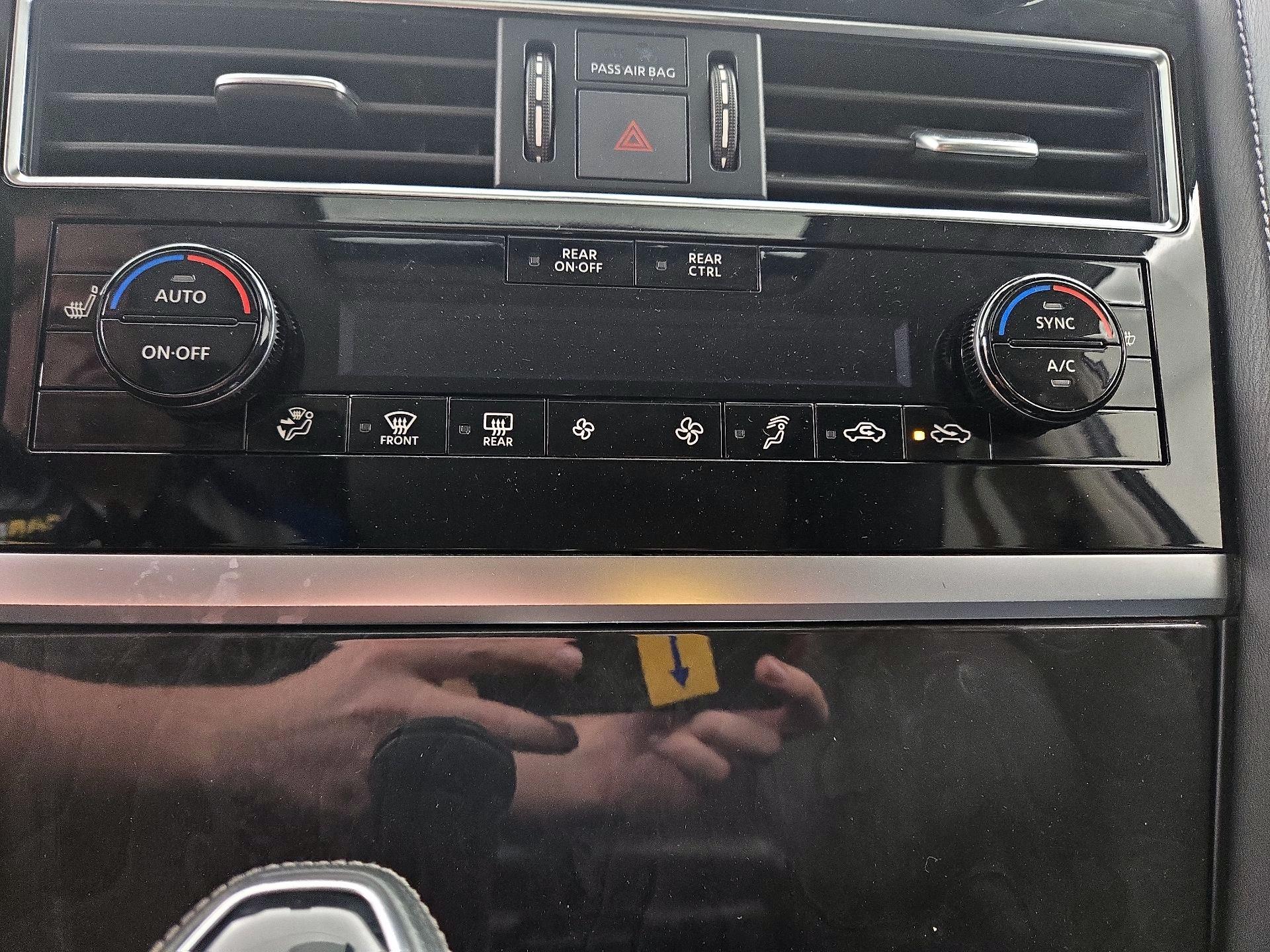 Thumbnail: 2024 INFINITI QX80 - 17