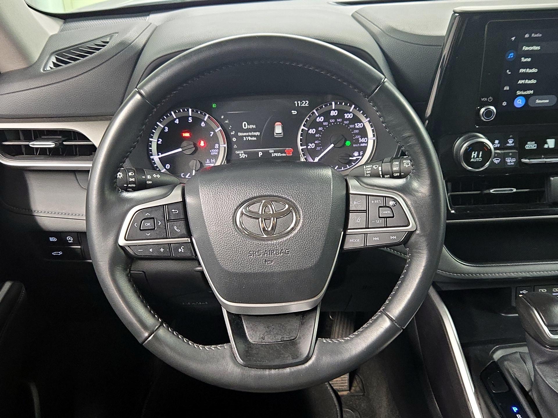 Thumbnail: 2024 Toyota Highlander - 10