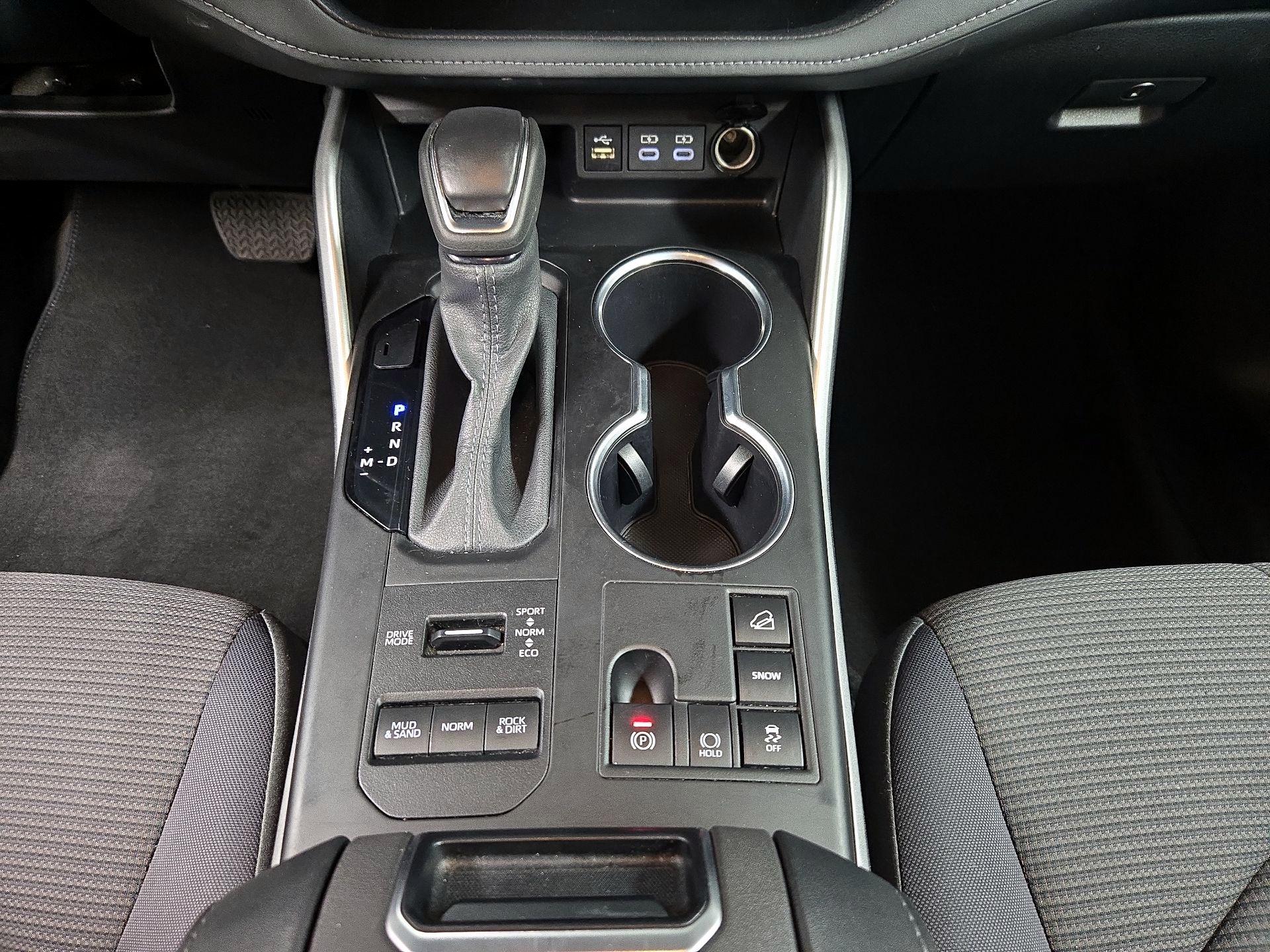 Thumbnail: 2024 Toyota Highlander - 17