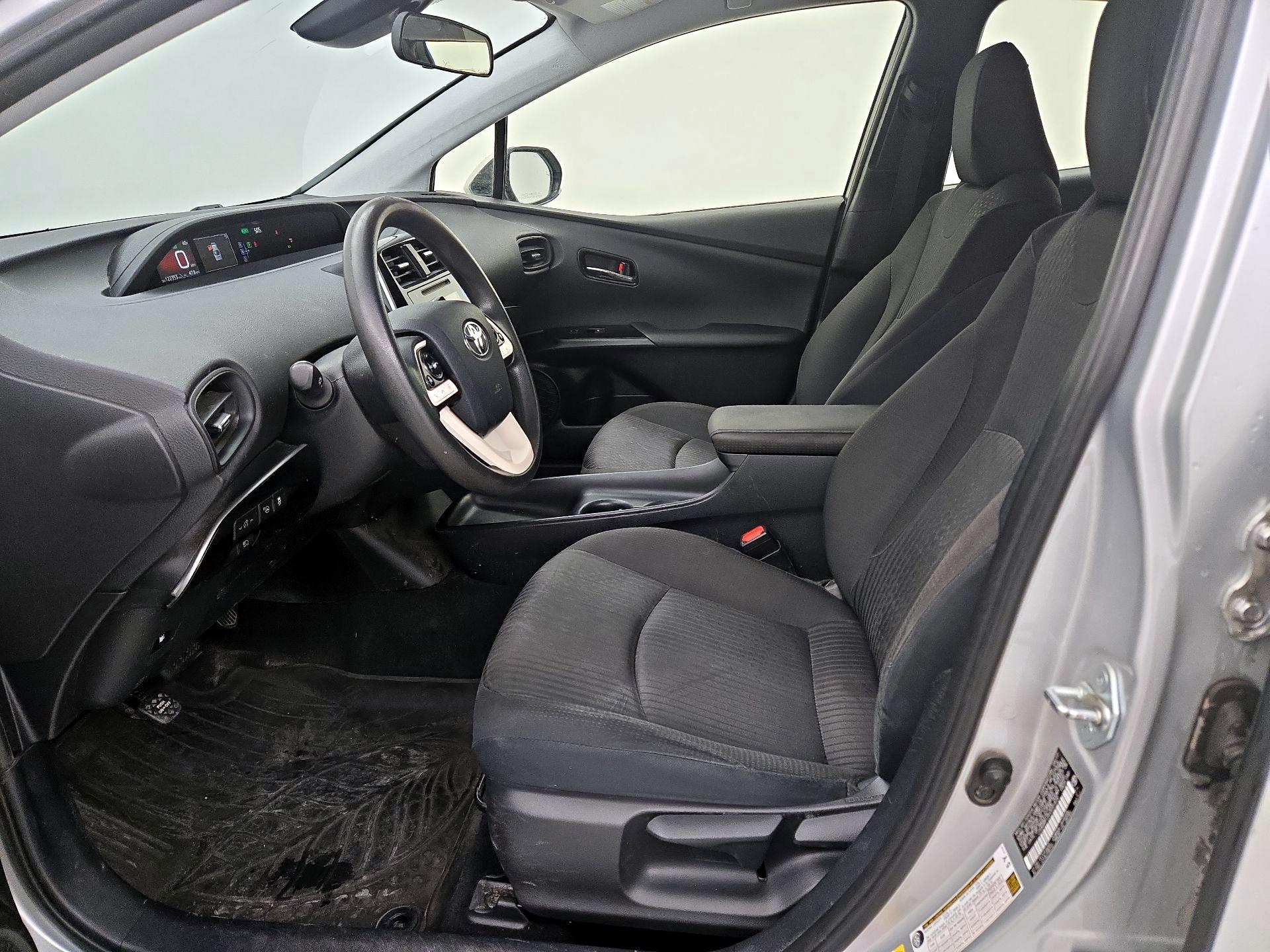 Thumbnail: 2017 Toyota Prius - 11