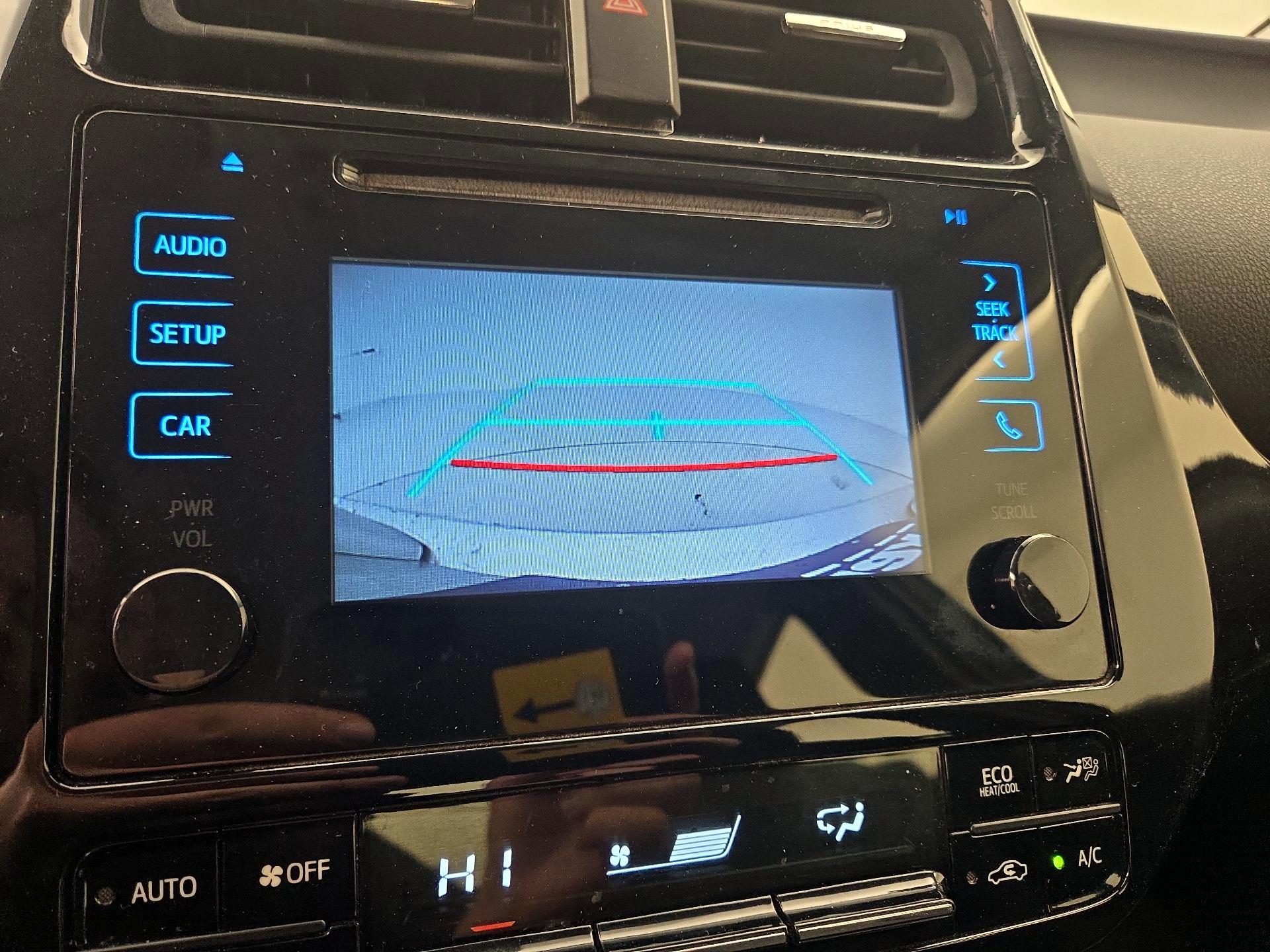 Thumbnail: 2017 Toyota Prius - 14