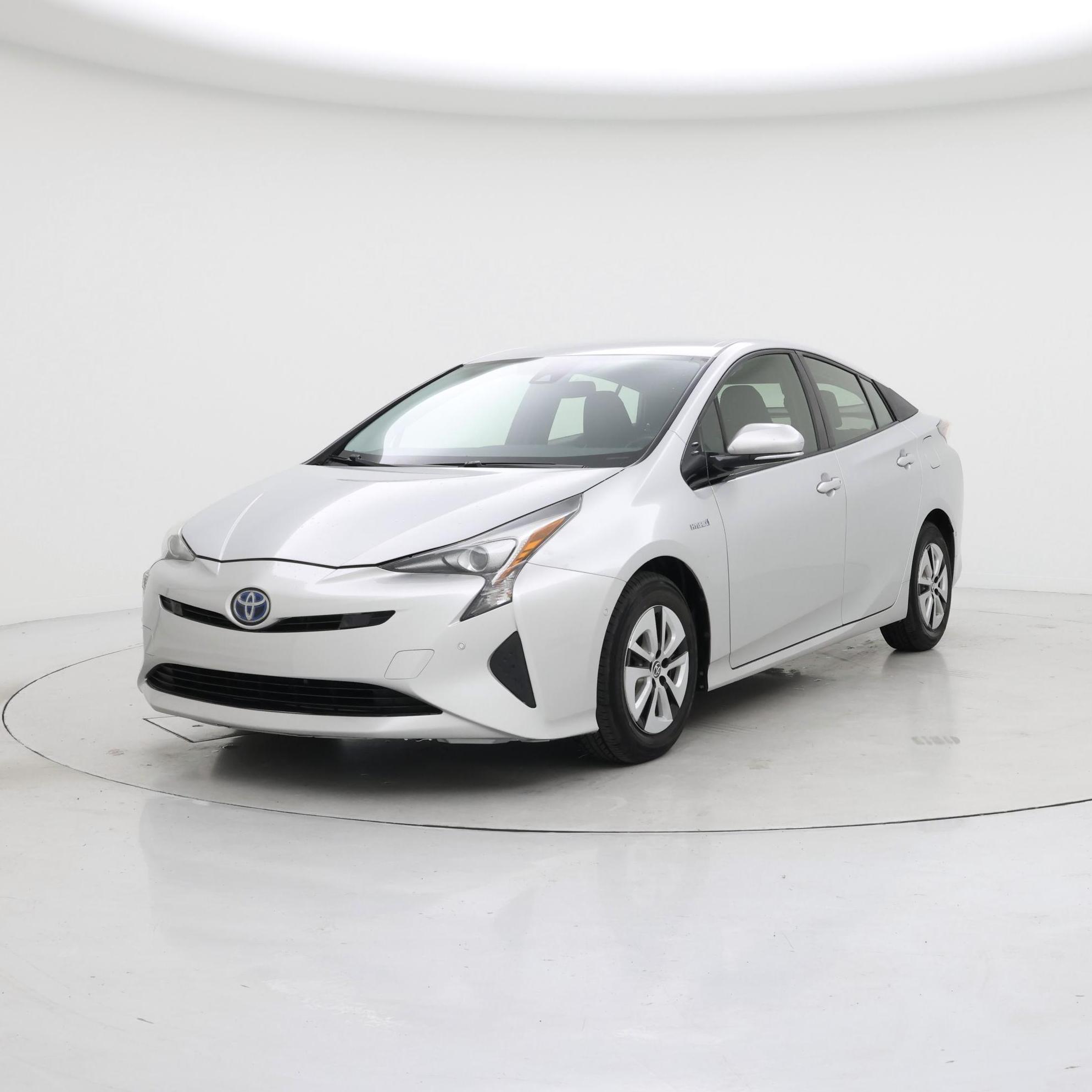 Thumbnail: 2017 Toyota Prius - 4