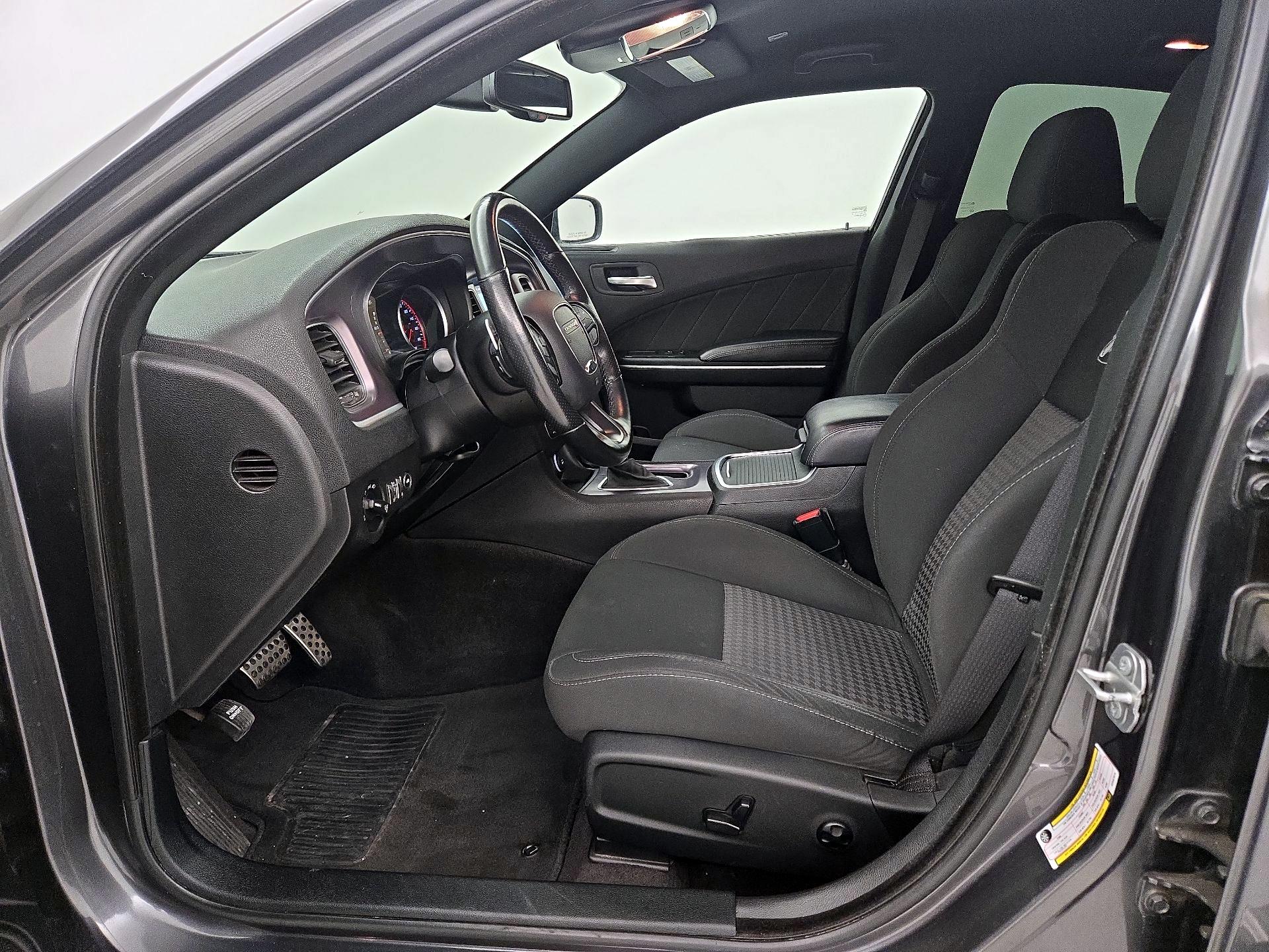 Thumbnail: 2019 Dodge Charger - 11