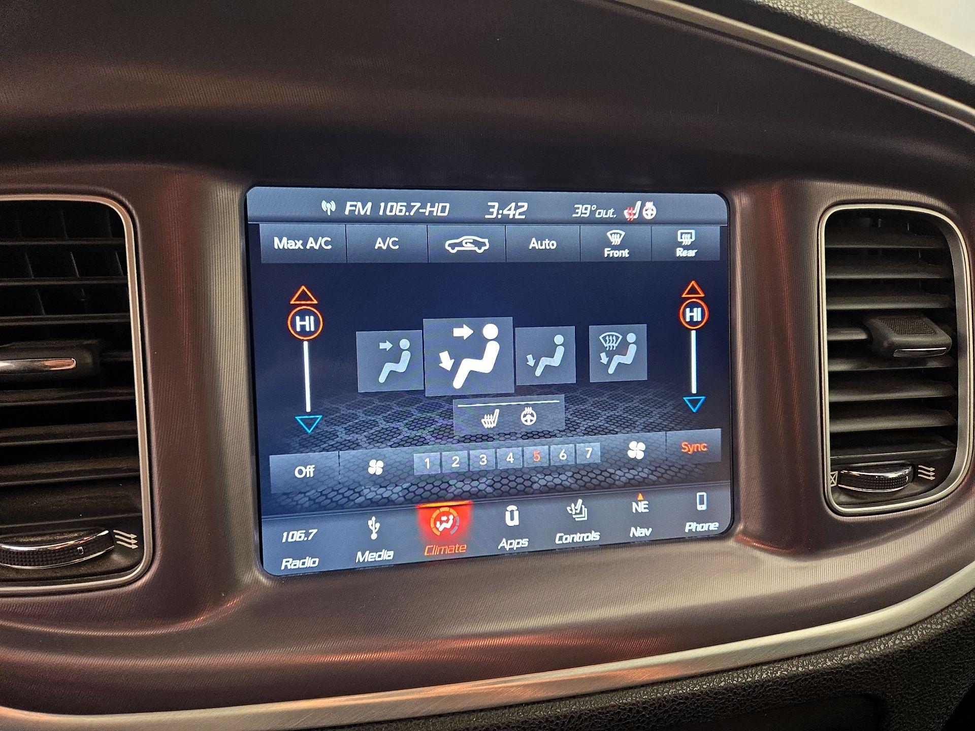 Thumbnail: 2019 Dodge Charger - 17