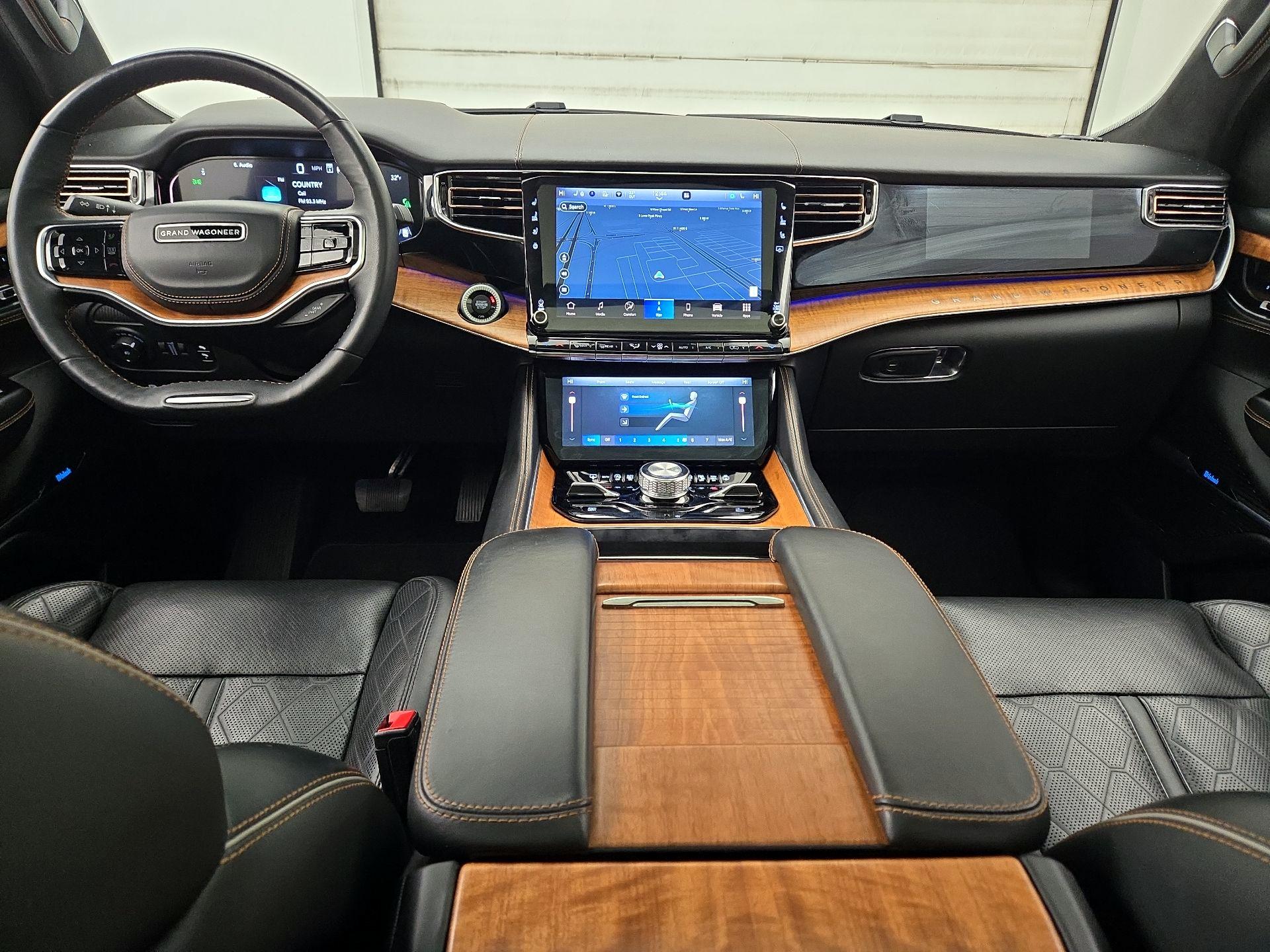 Thumbnail: 2023 Jeep Grand Wagoneer L - 9