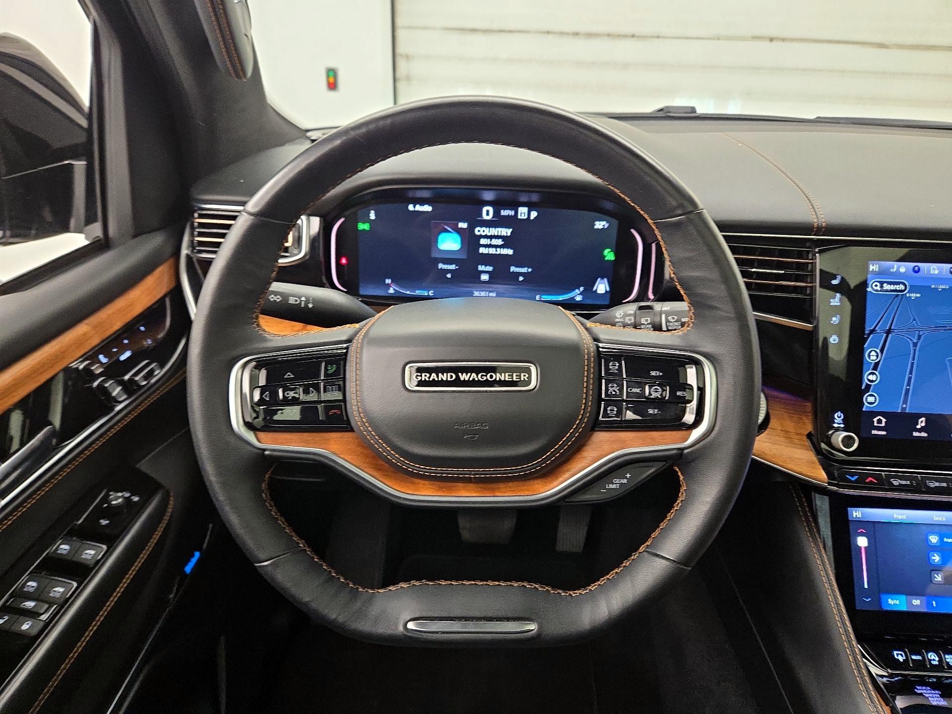 Thumbnail: 2023 Jeep Grand Wagoneer L - 10