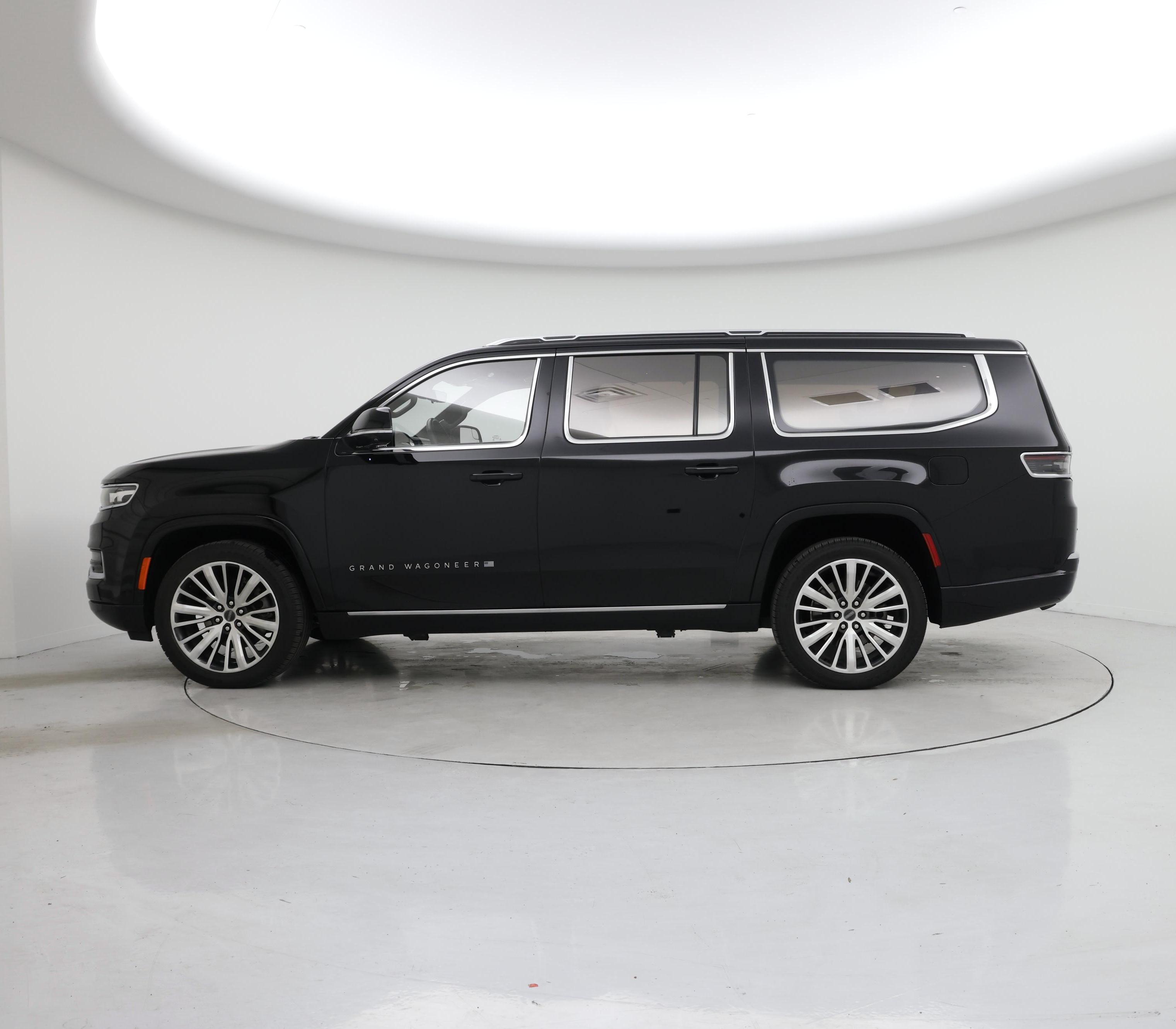 Thumbnail: 2023 Jeep Grand Wagoneer L - 3
