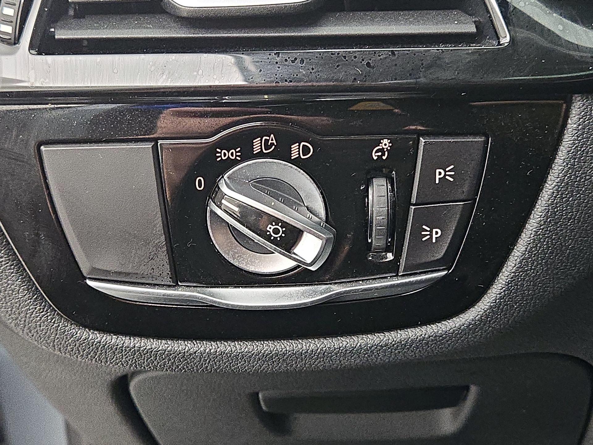 Thumbnail: 2019 BMW 5 Series - 13