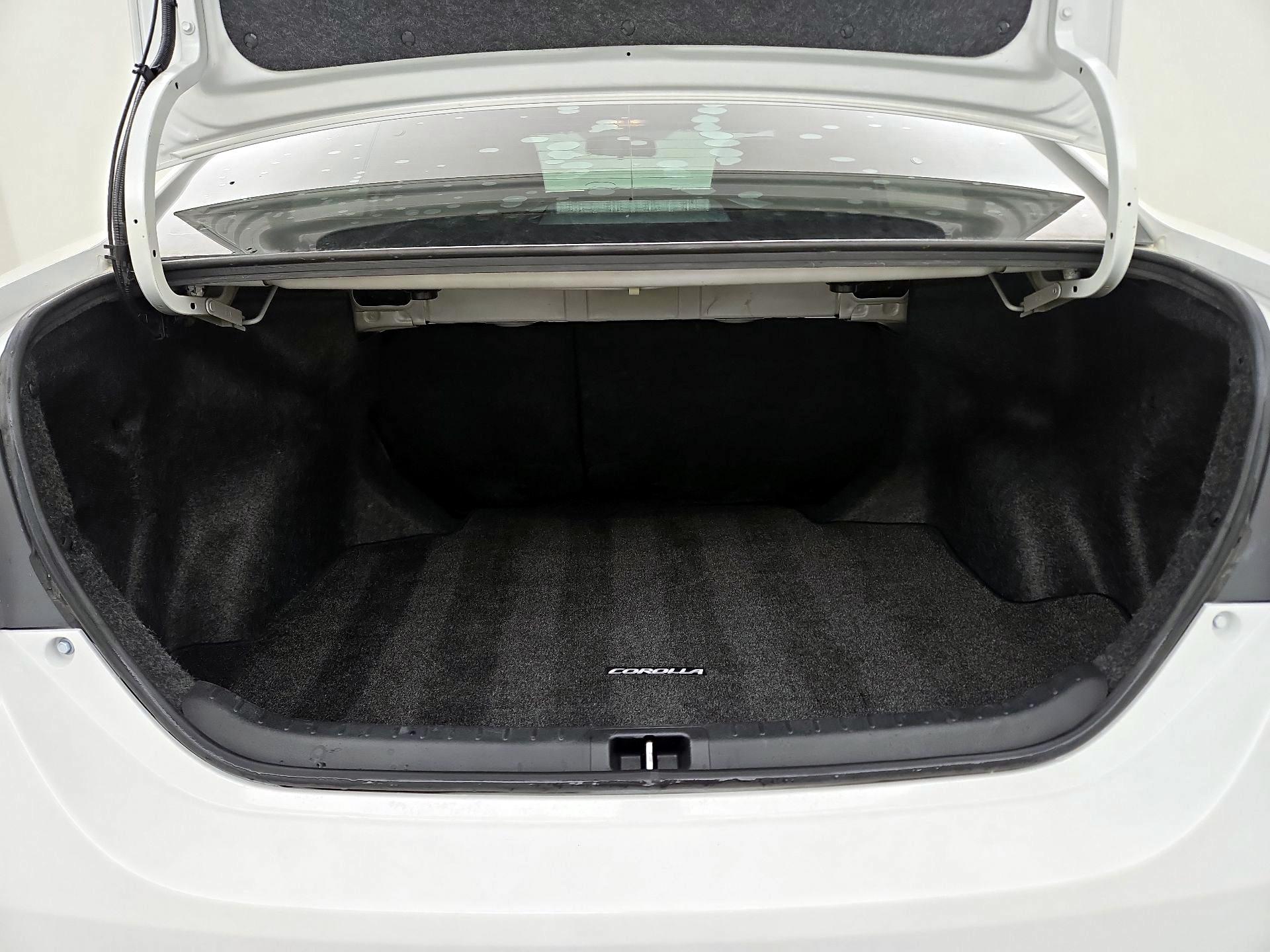 Thumbnail: 2015 Toyota Corolla - 20