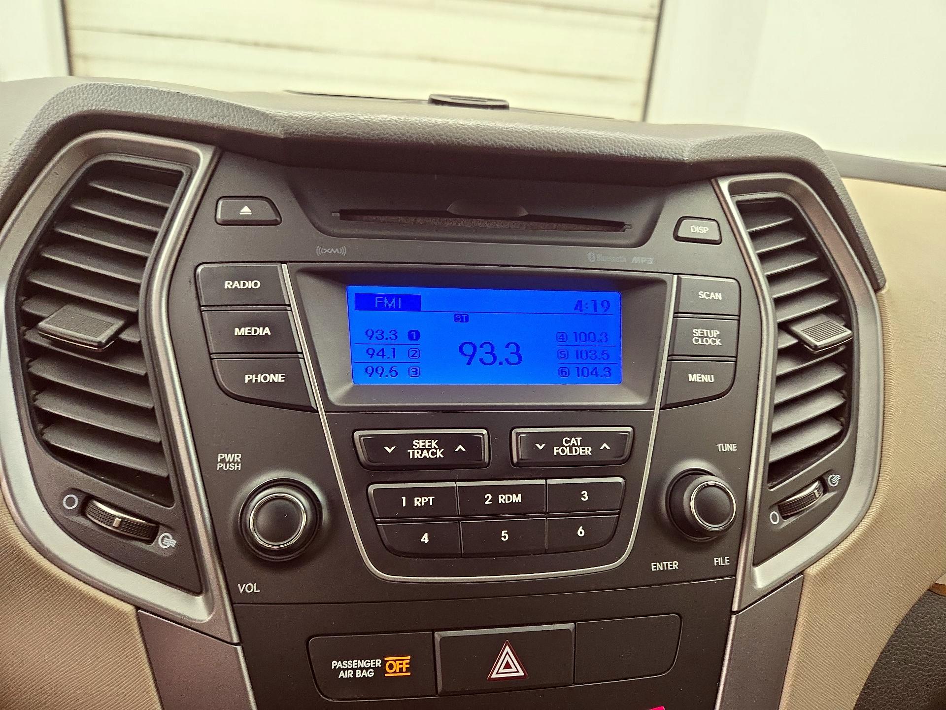 Thumbnail: 2014 Hyundai Santa Fe - 14