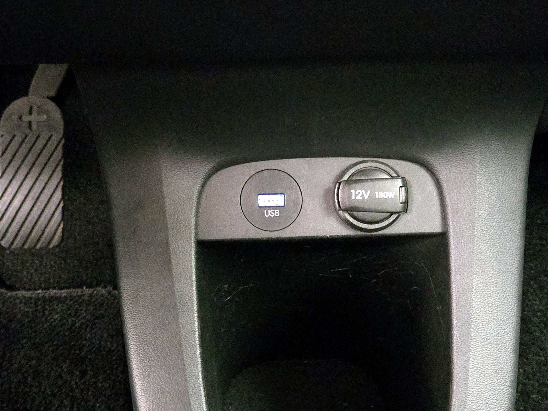 Thumbnail: 2023 Hyundai Ioniq 5 - 19