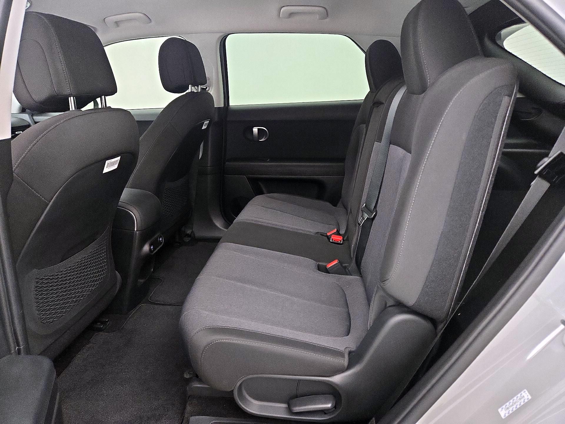 Thumbnail: 2023 Hyundai Ioniq 5 - 20