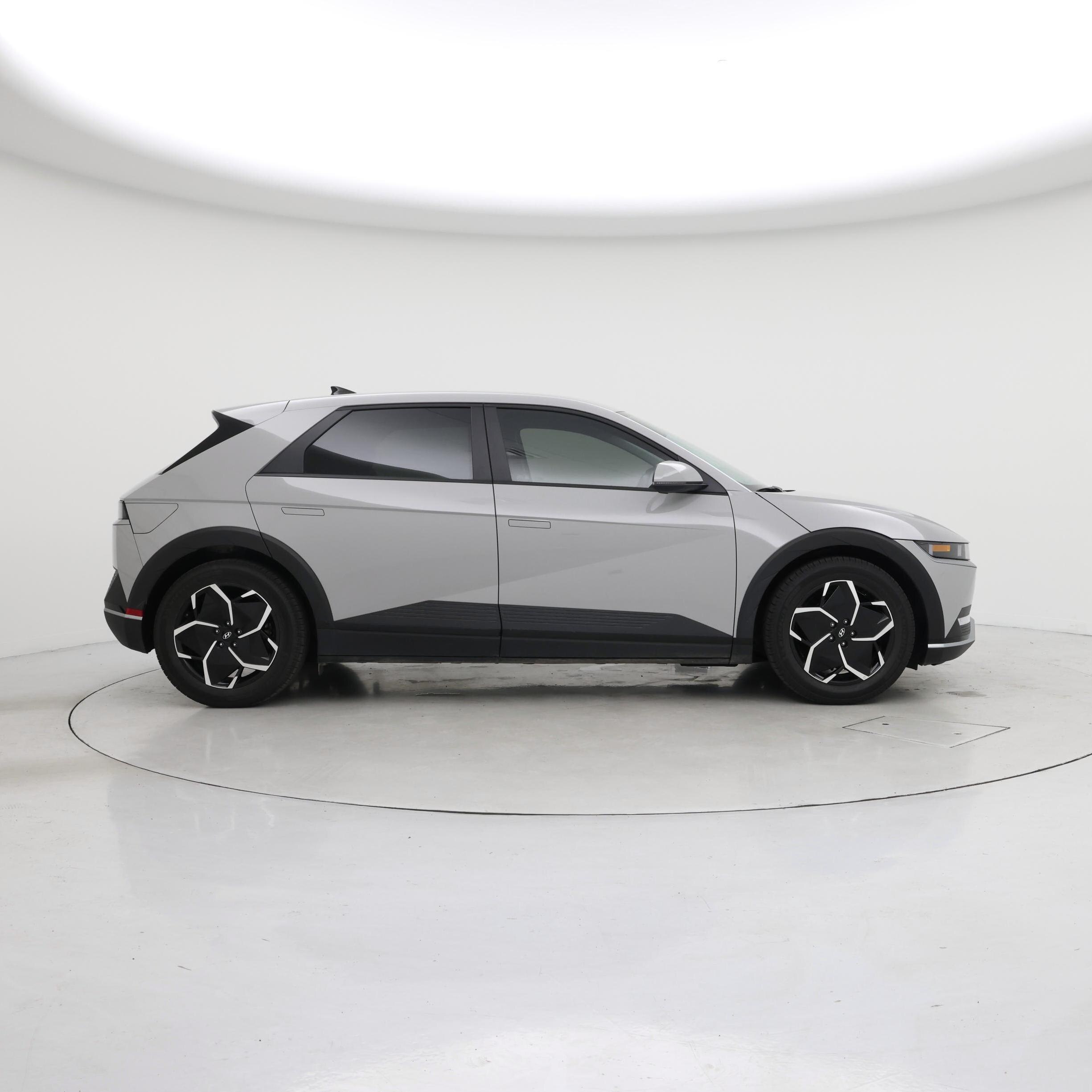 Thumbnail: 2023 Hyundai Ioniq 5 - 7