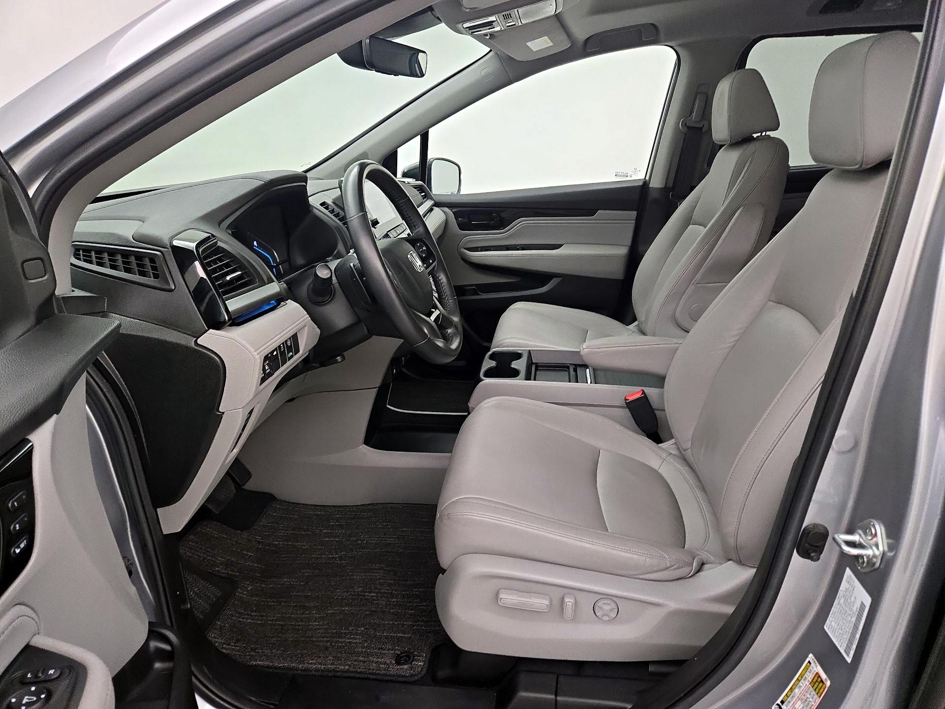 Thumbnail: 2023 Honda Odyssey - 11