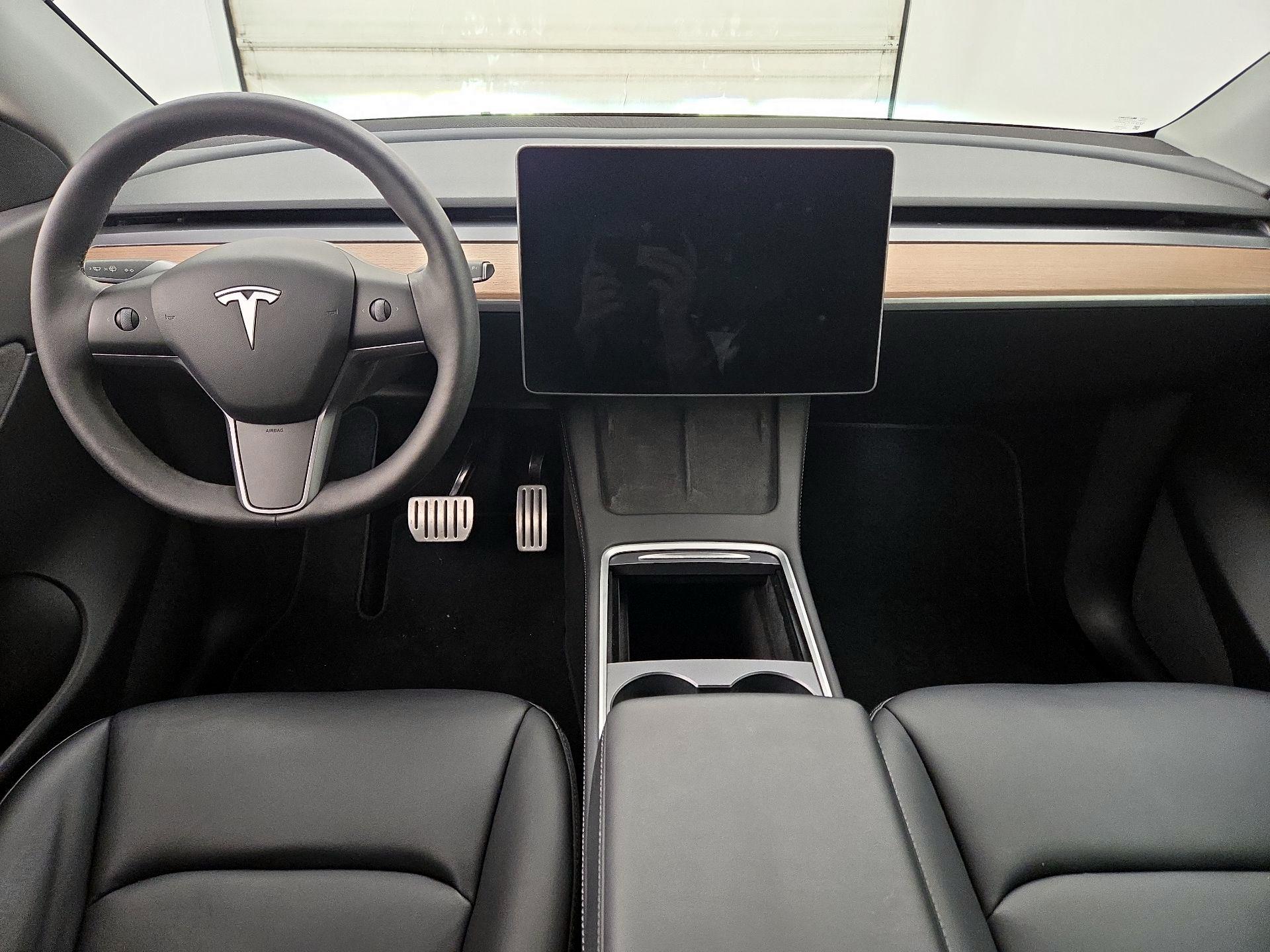 Thumbnail: 2022 Tesla Model Y - 9