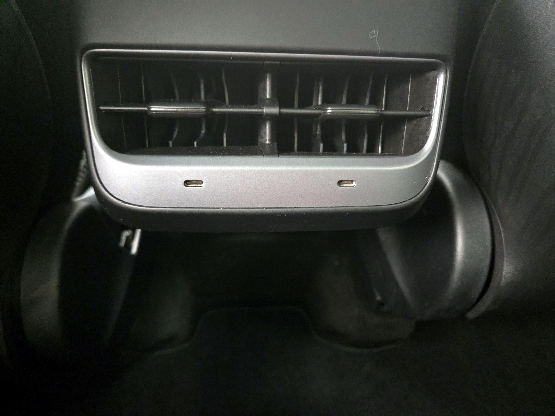 Thumbnail: 2022 Tesla Model Y - 19