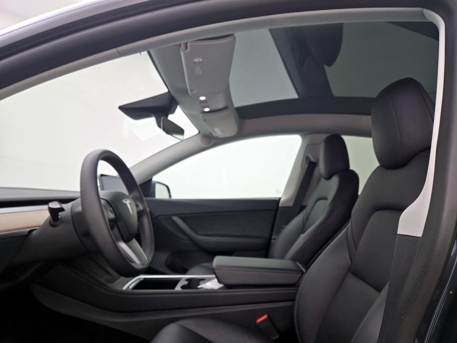 Thumbnail: 2022 Tesla Model Y - 20