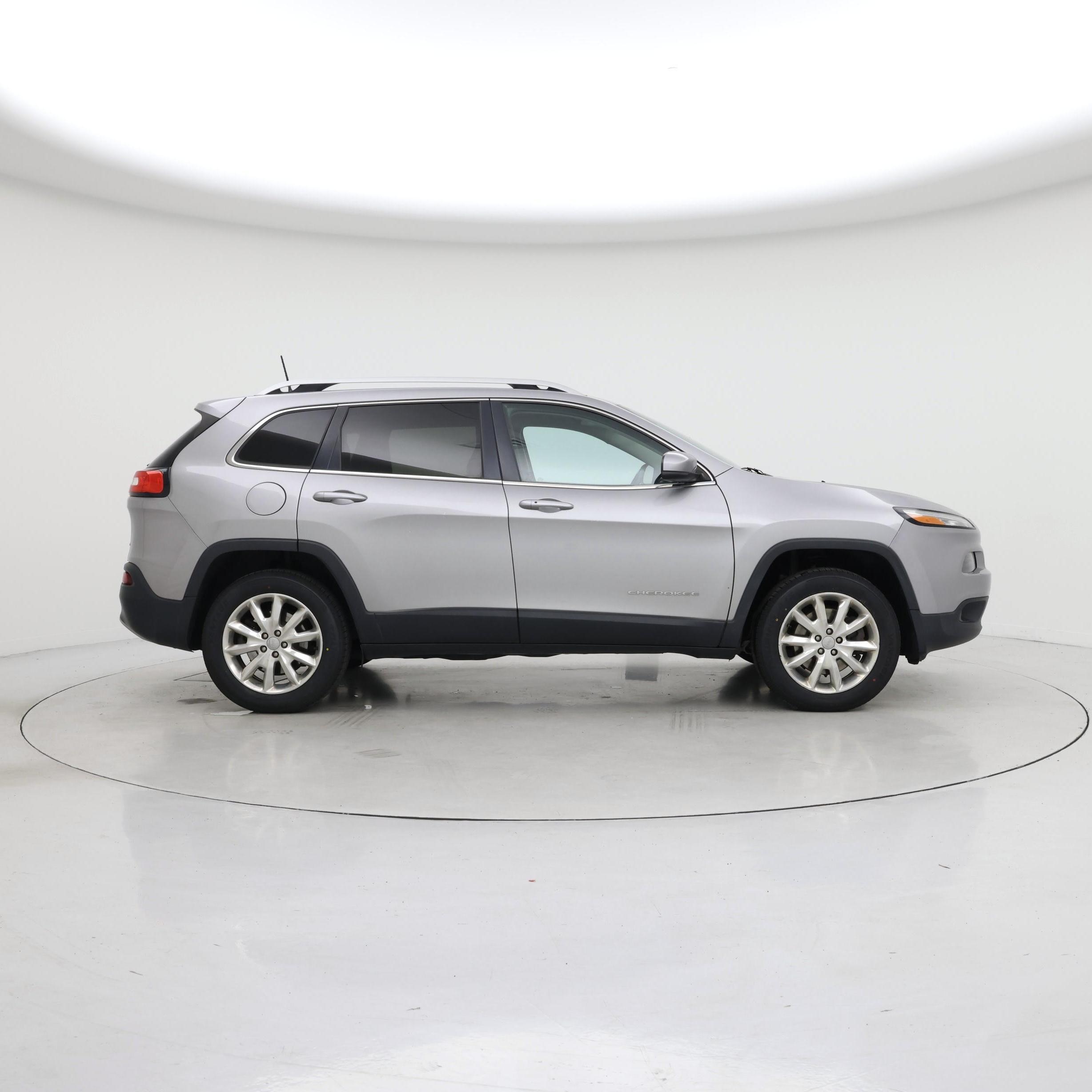 Thumbnail: 2016 Jeep Cherokee - 7