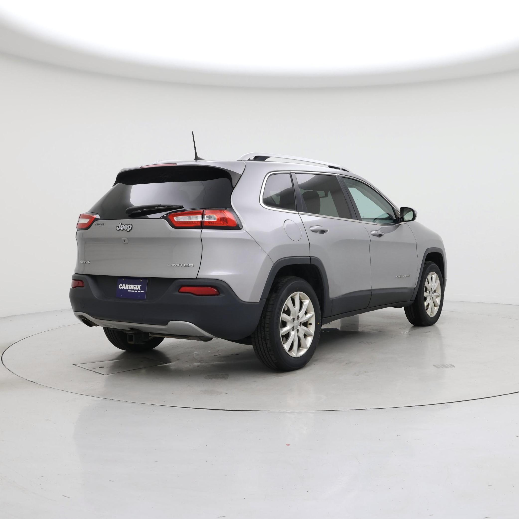 Thumbnail: 2016 Jeep Cherokee - 8
