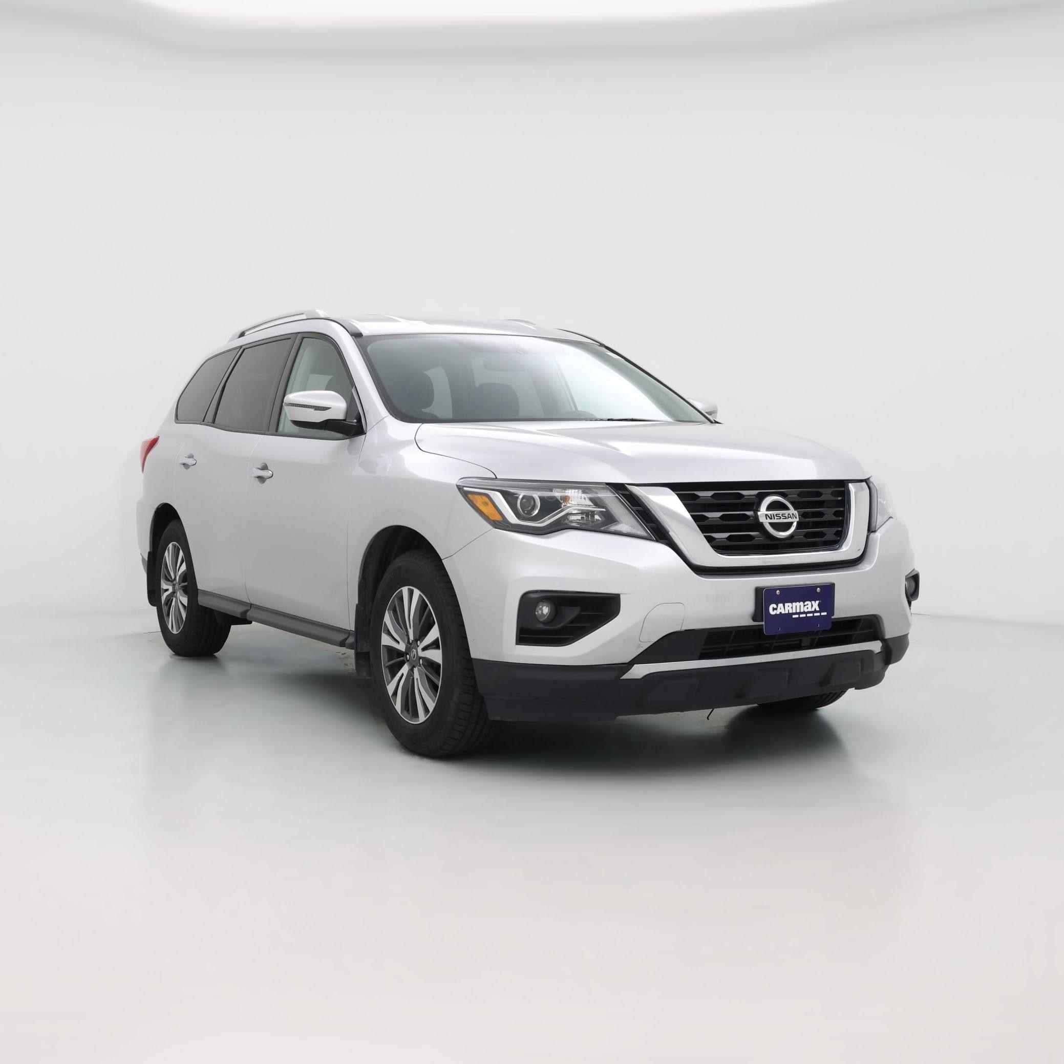 Thumbnail: 2017 Nissan Pathfinder - 1