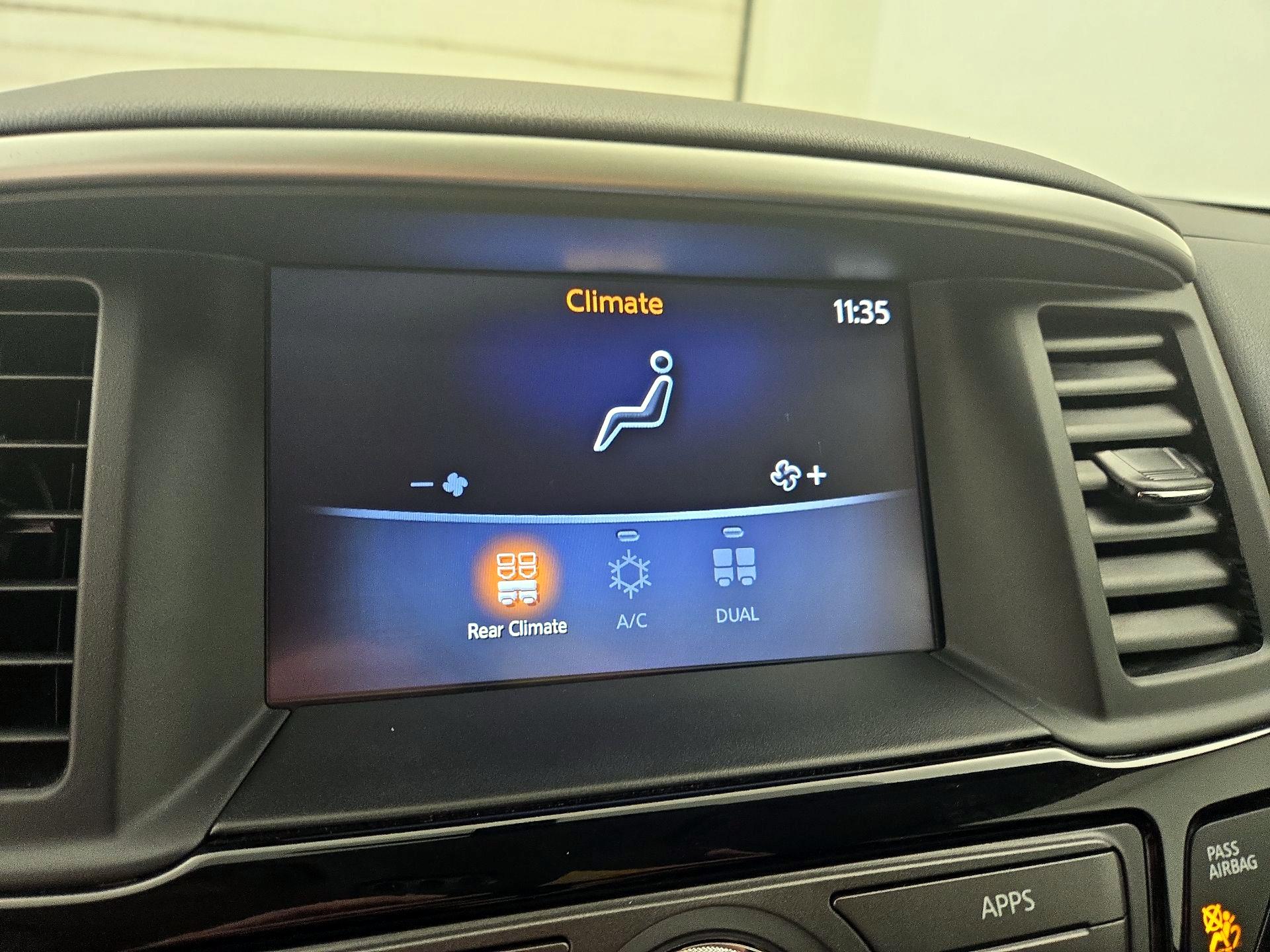 Thumbnail: 2017 Nissan Pathfinder - 16