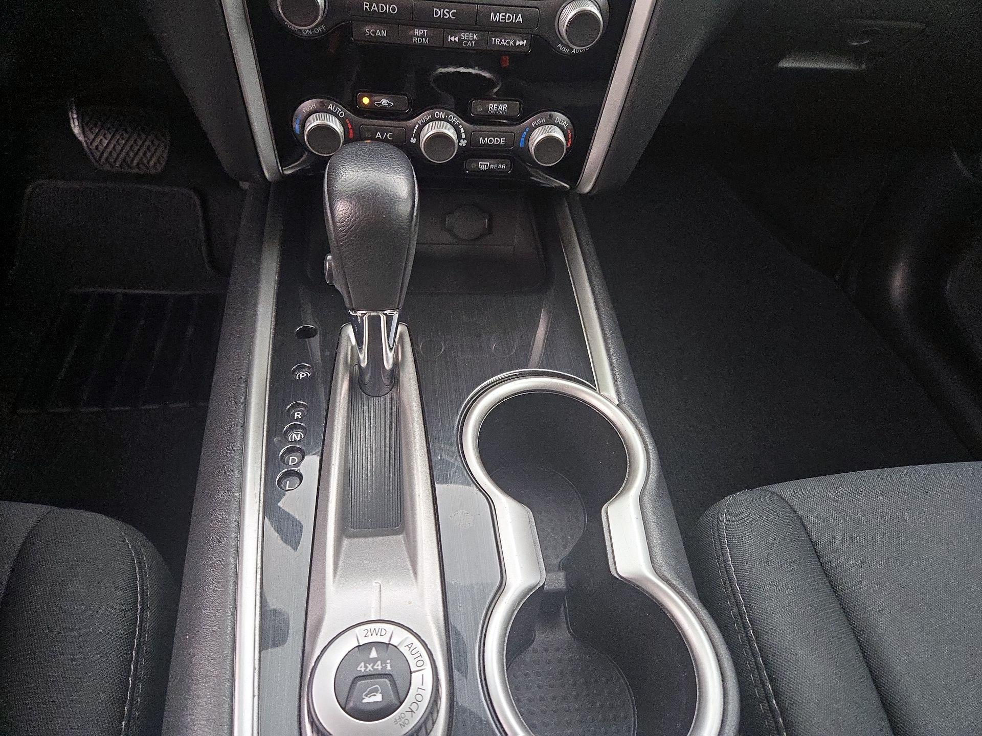 Thumbnail: 2017 Nissan Pathfinder - 17