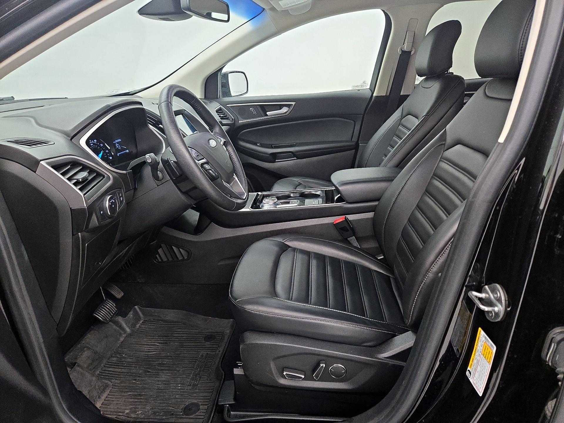 Thumbnail: 2019 Ford Edge - 11