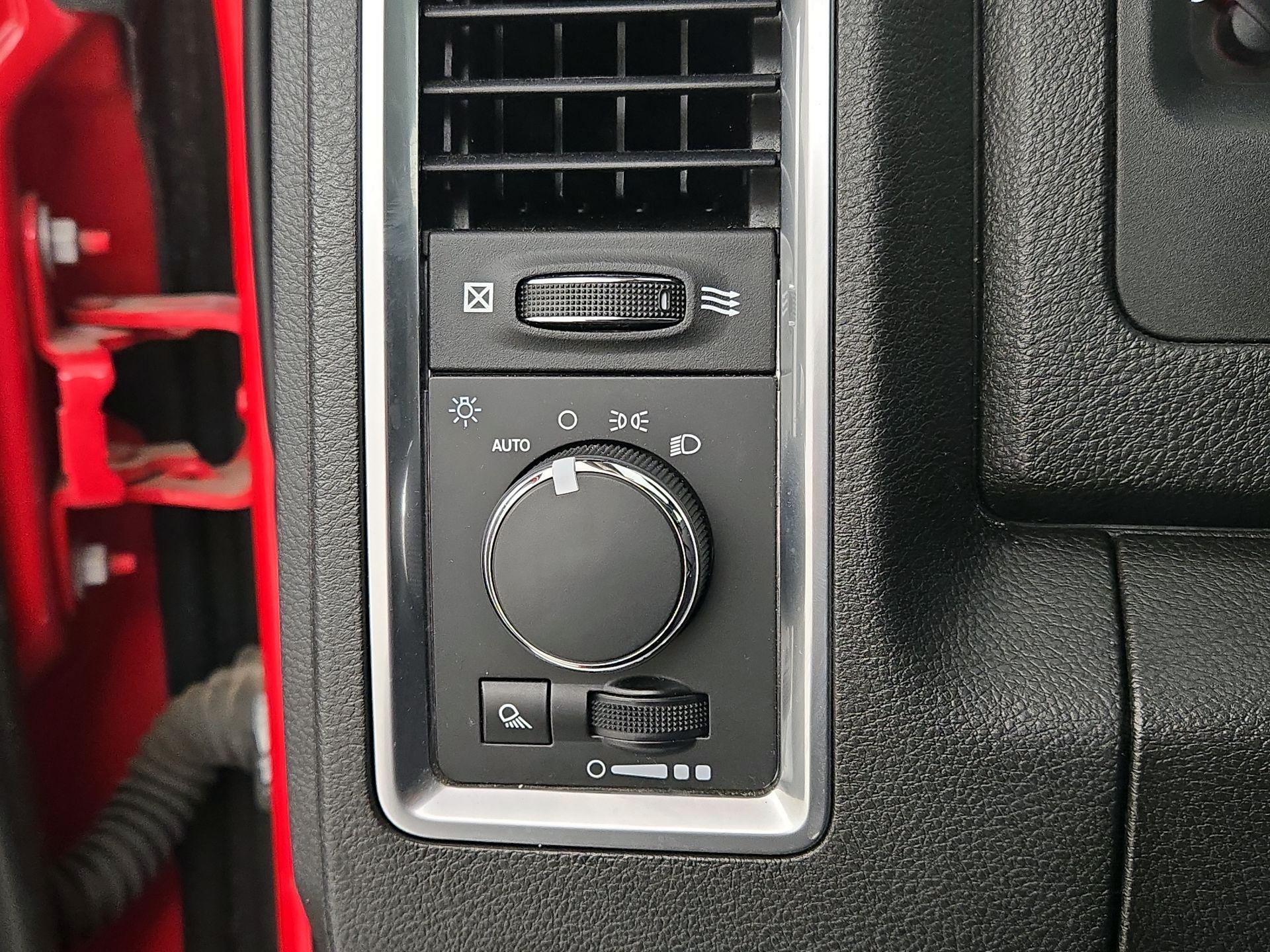 Thumbnail: 2023 RAM 1500 Classic - 13