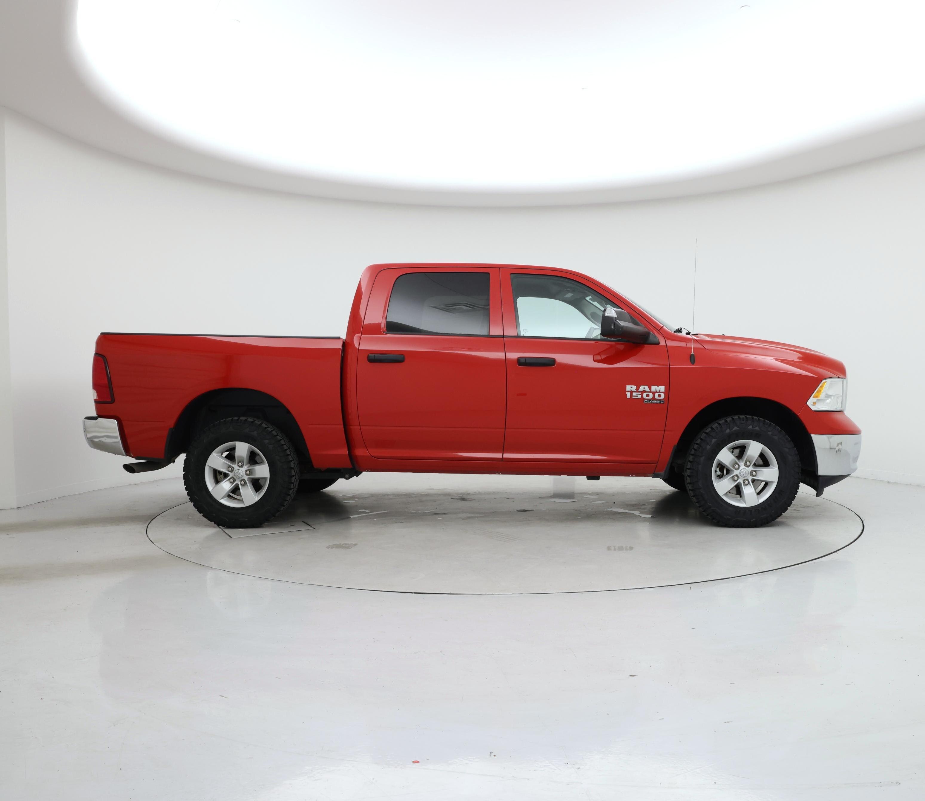 Thumbnail: 2023 RAM 1500 Classic - 7