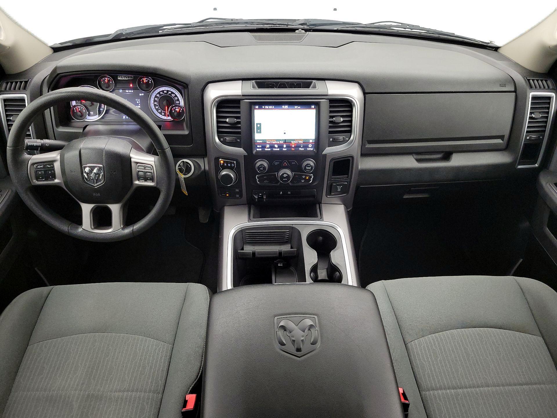 Thumbnail: 2023 RAM 1500 Classic - 9