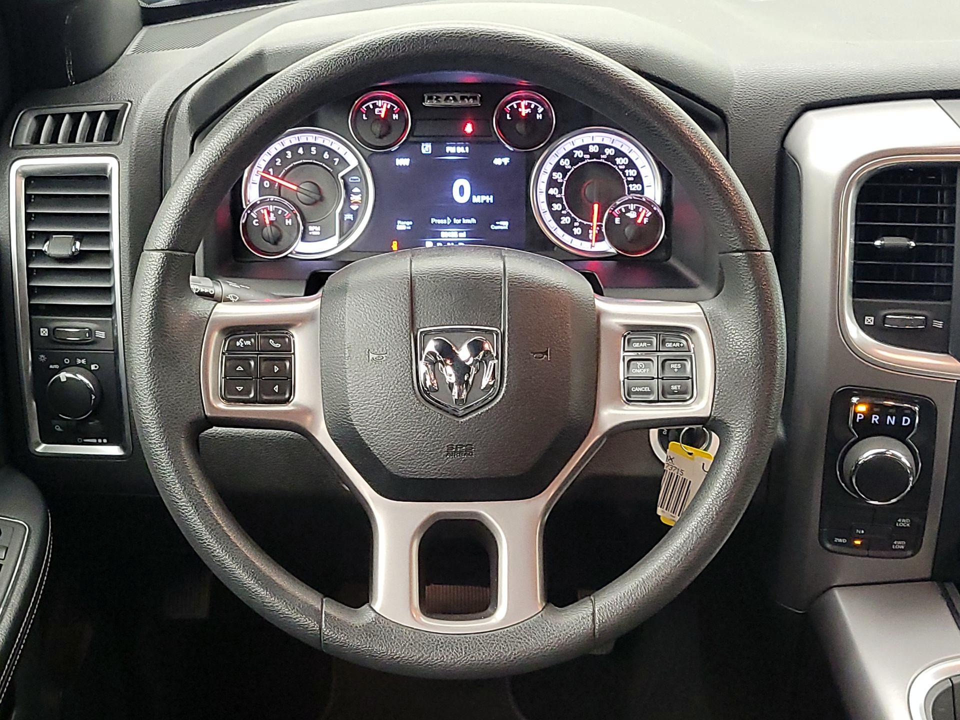 Thumbnail: 2023 RAM 1500 Classic - 10