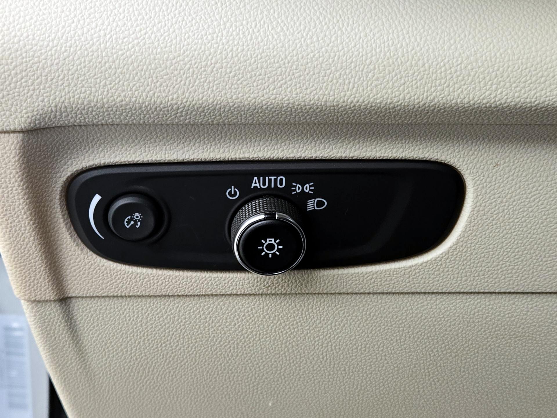 Thumbnail: 2023 Buick Envision - 13