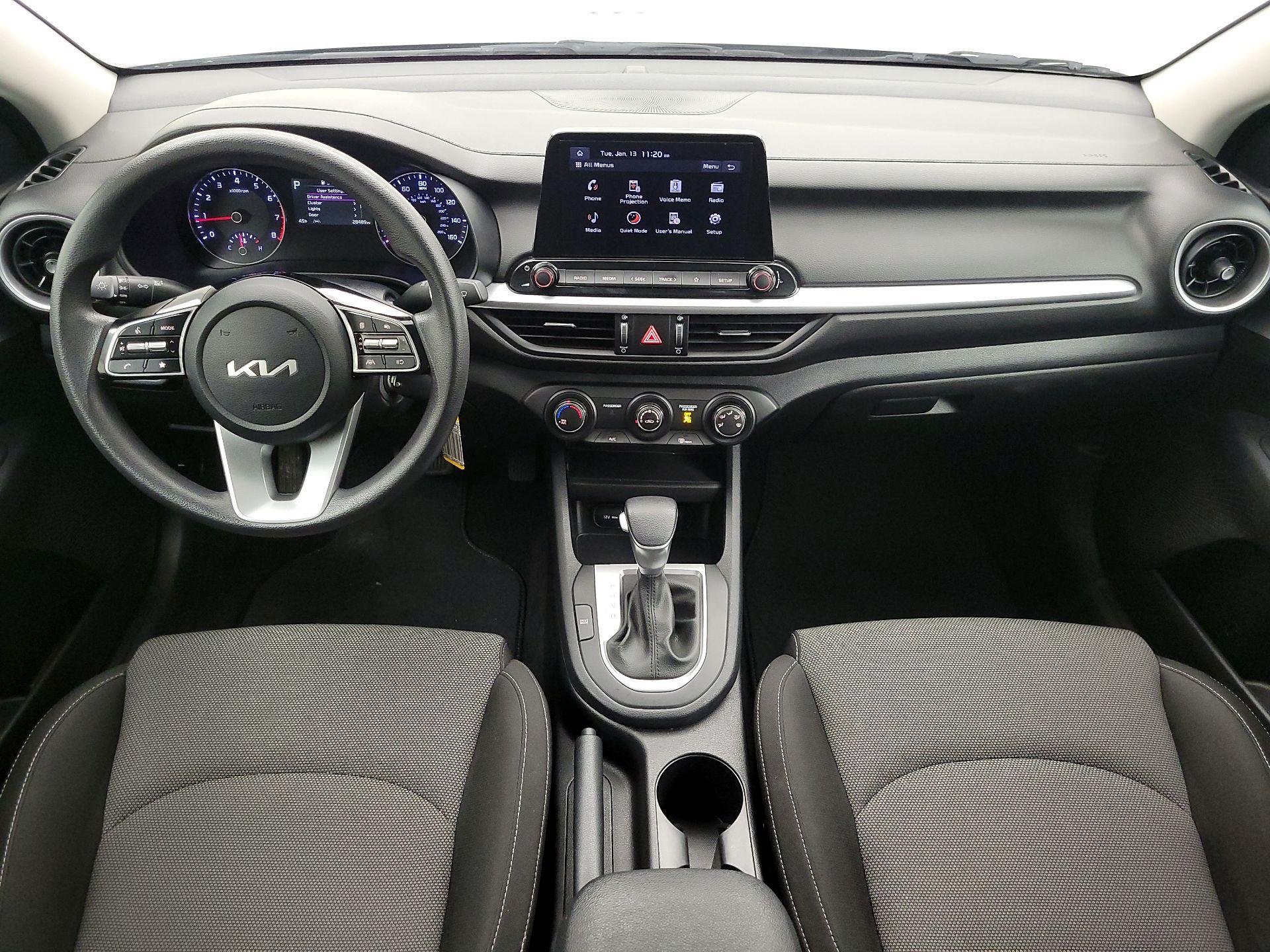 Thumbnail: 2024 Kia Forte - 9