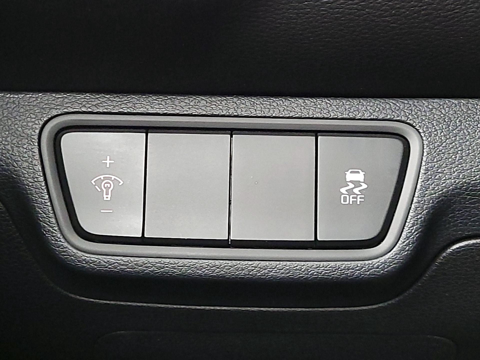 Thumbnail: 2024 Kia Forte - 13