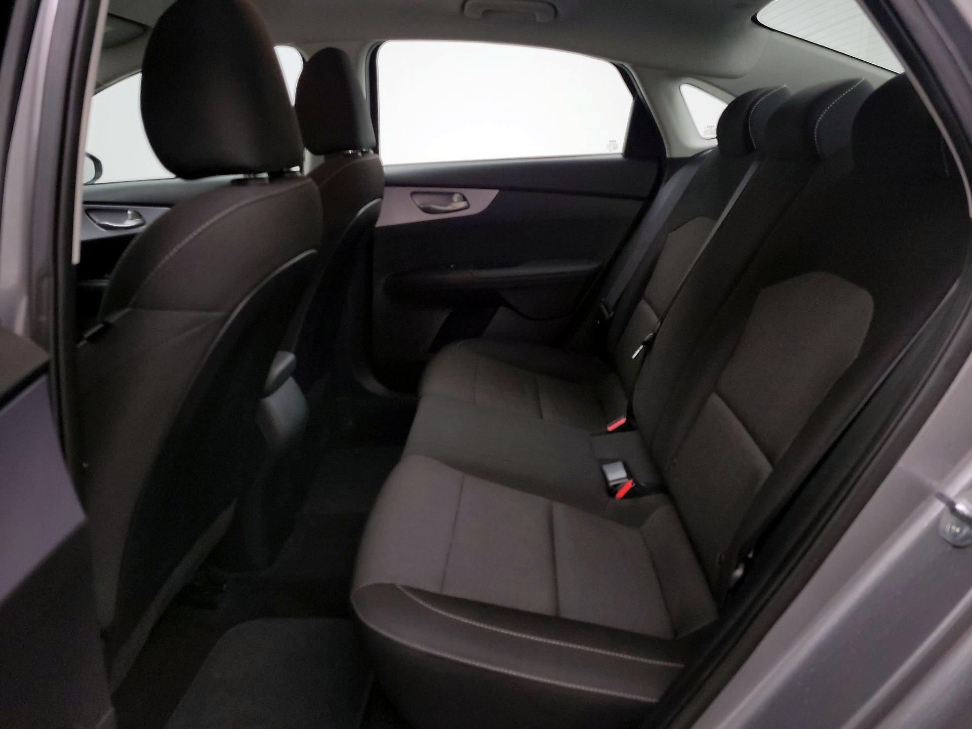 Thumbnail: 2024 Kia Forte - 19