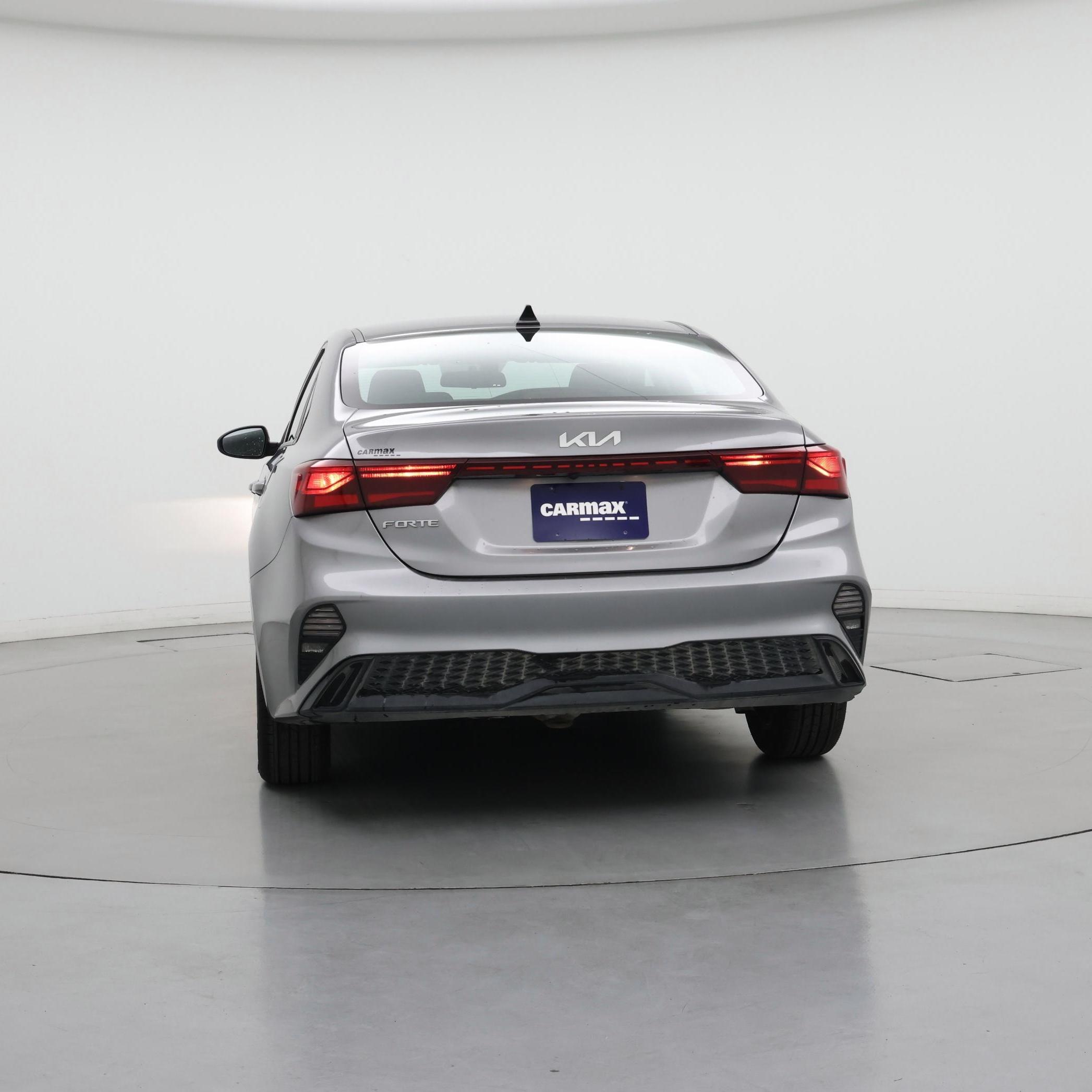 Thumbnail: 2024 Kia Forte - 6