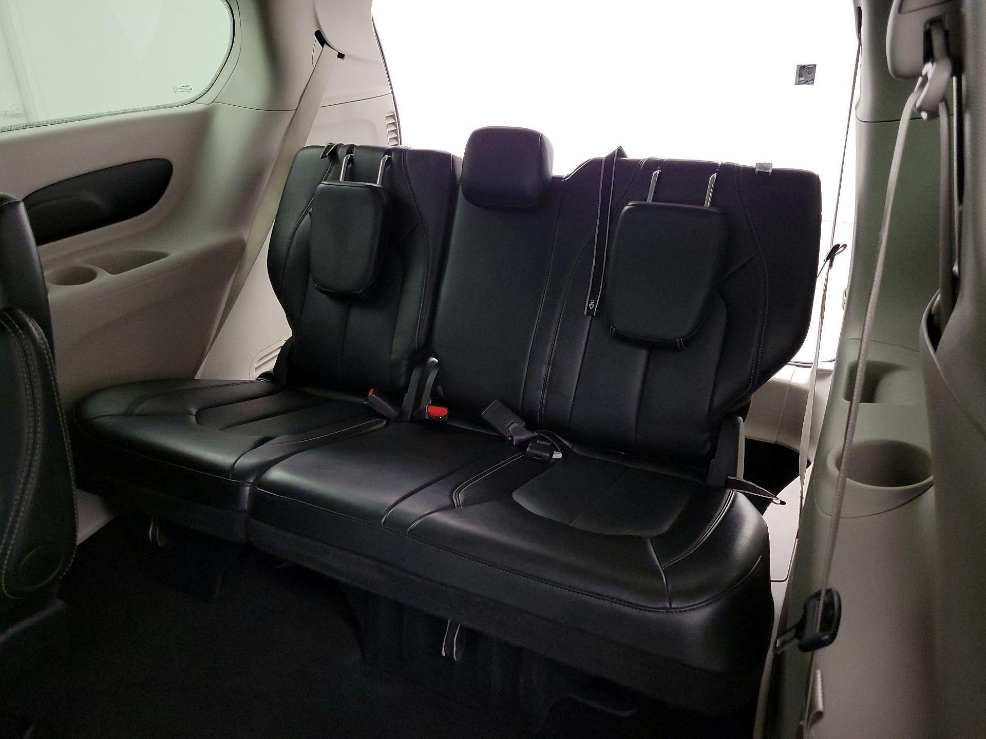 Thumbnail: 2024 Chrysler Pacifica - 20