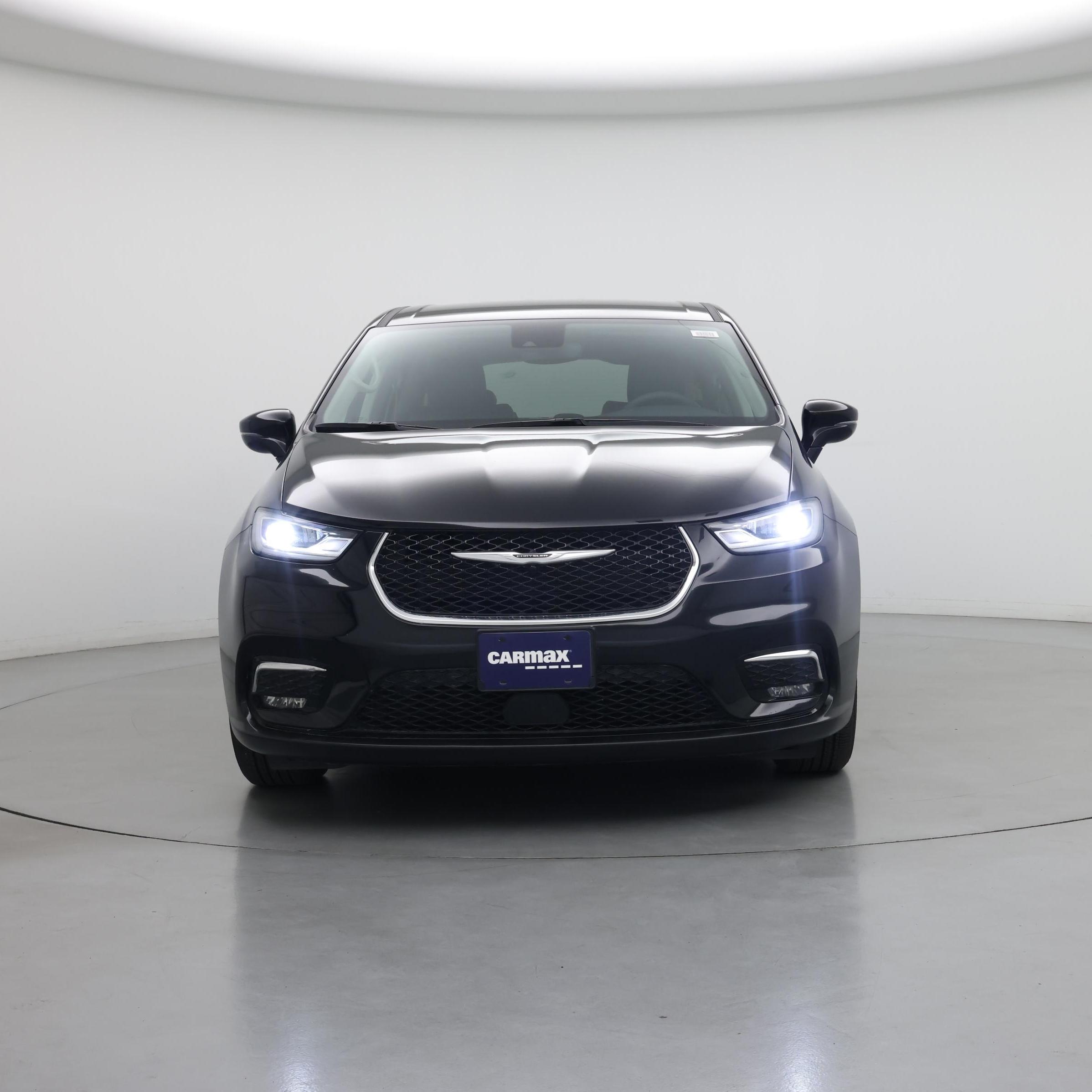 Thumbnail: 2024 Chrysler Pacifica - 5