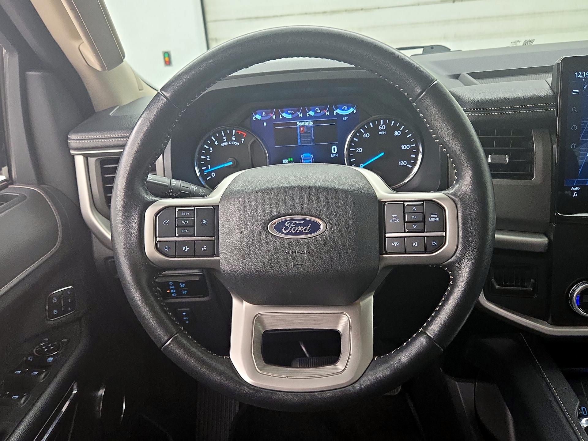 Thumbnail: 2024 Ford Expedition - 10