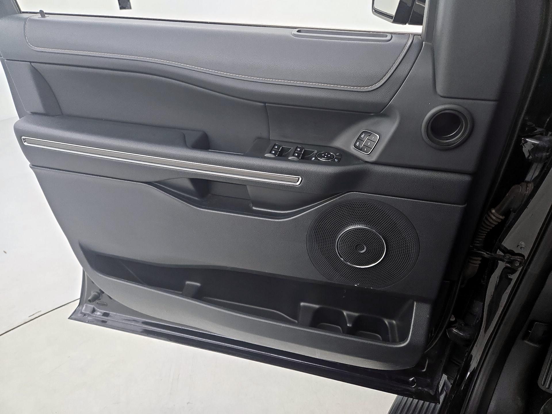 Thumbnail: 2024 Ford Expedition - 12