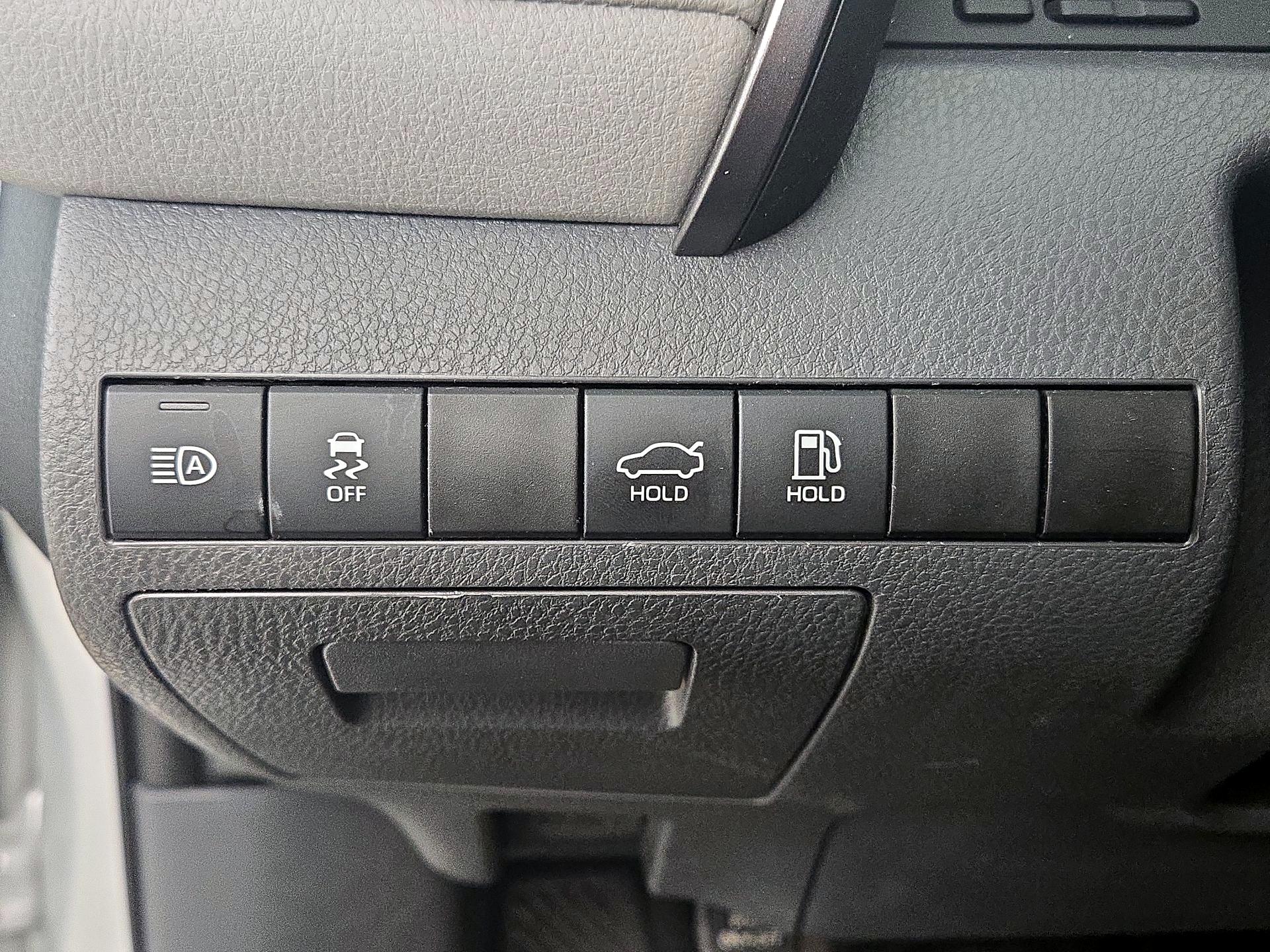 Thumbnail: 2023 Toyota Camry - 13