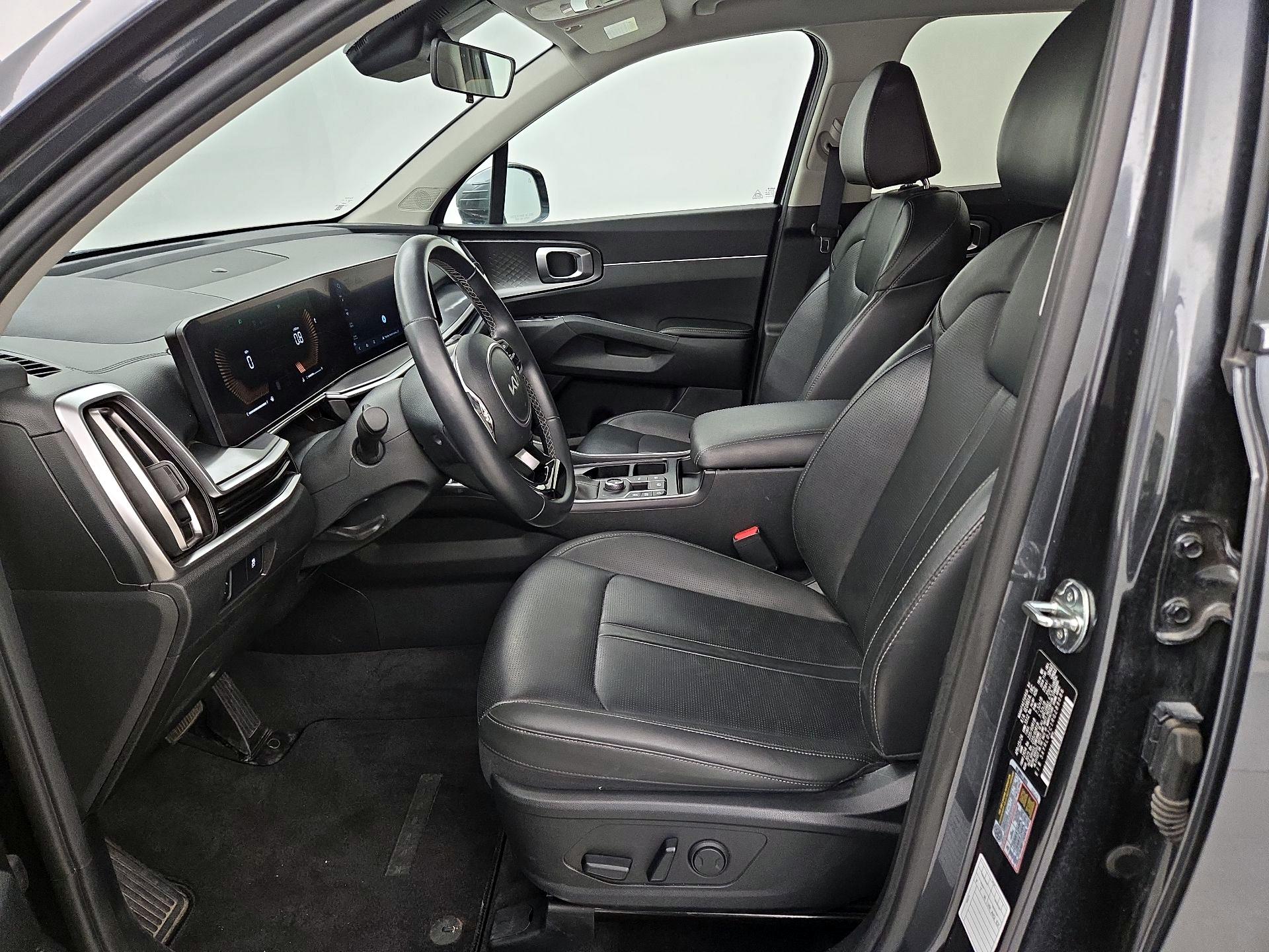 Thumbnail: 2024 Kia Sorento - 11